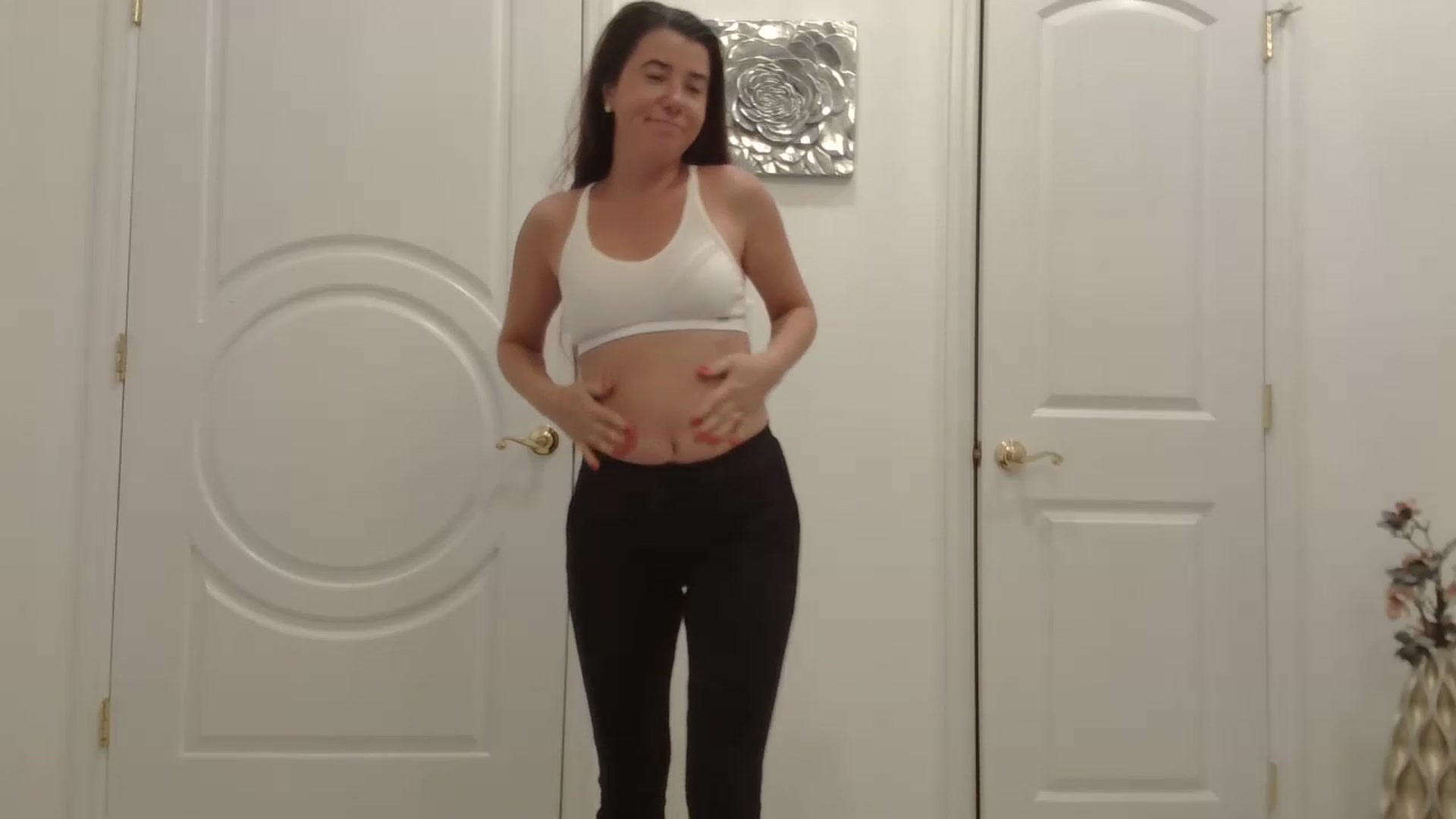 Gallery image thumbnail from Godiva6's myfreecams stream on, 11/25/2022, 24:02 image 3 of 20