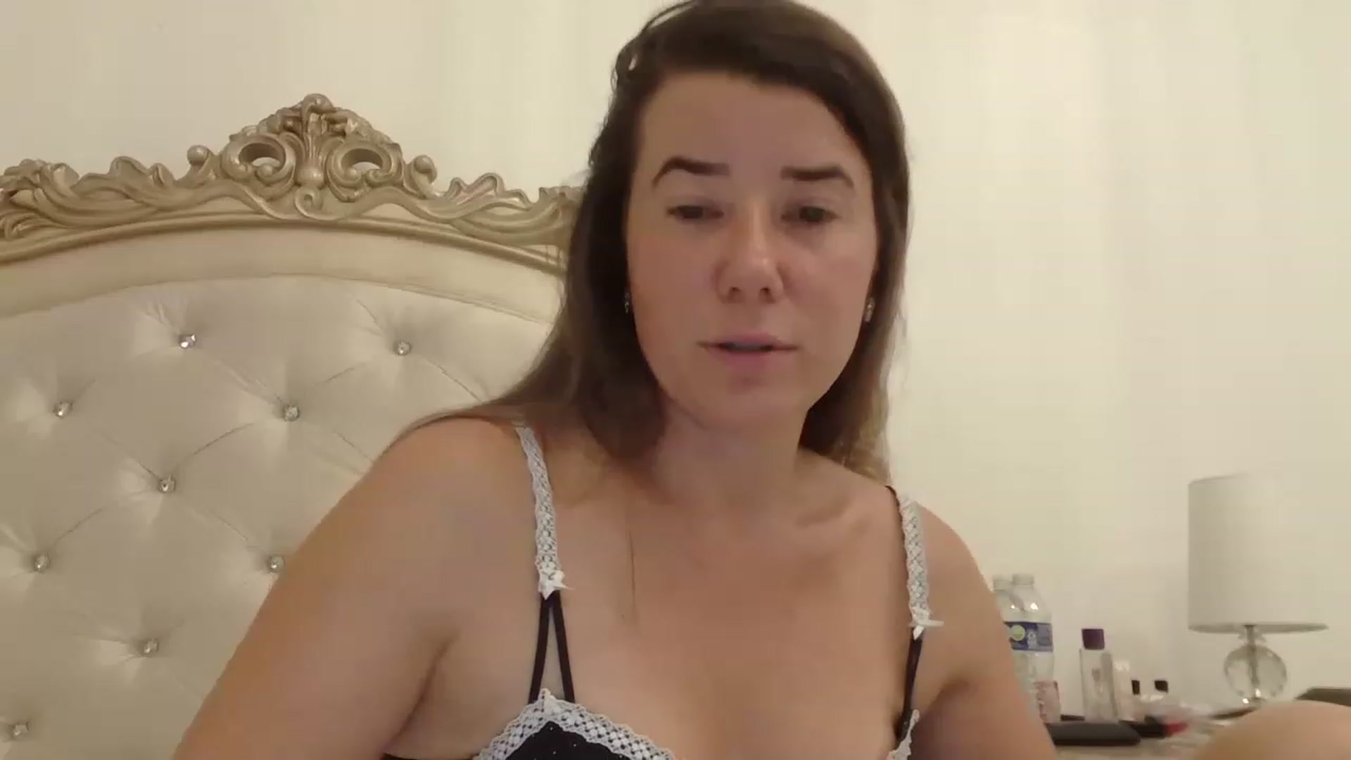 Gallery image thumbnail from Godiva6's myfreecams stream on, 11/26/2022, 23:59 image 14 of 20