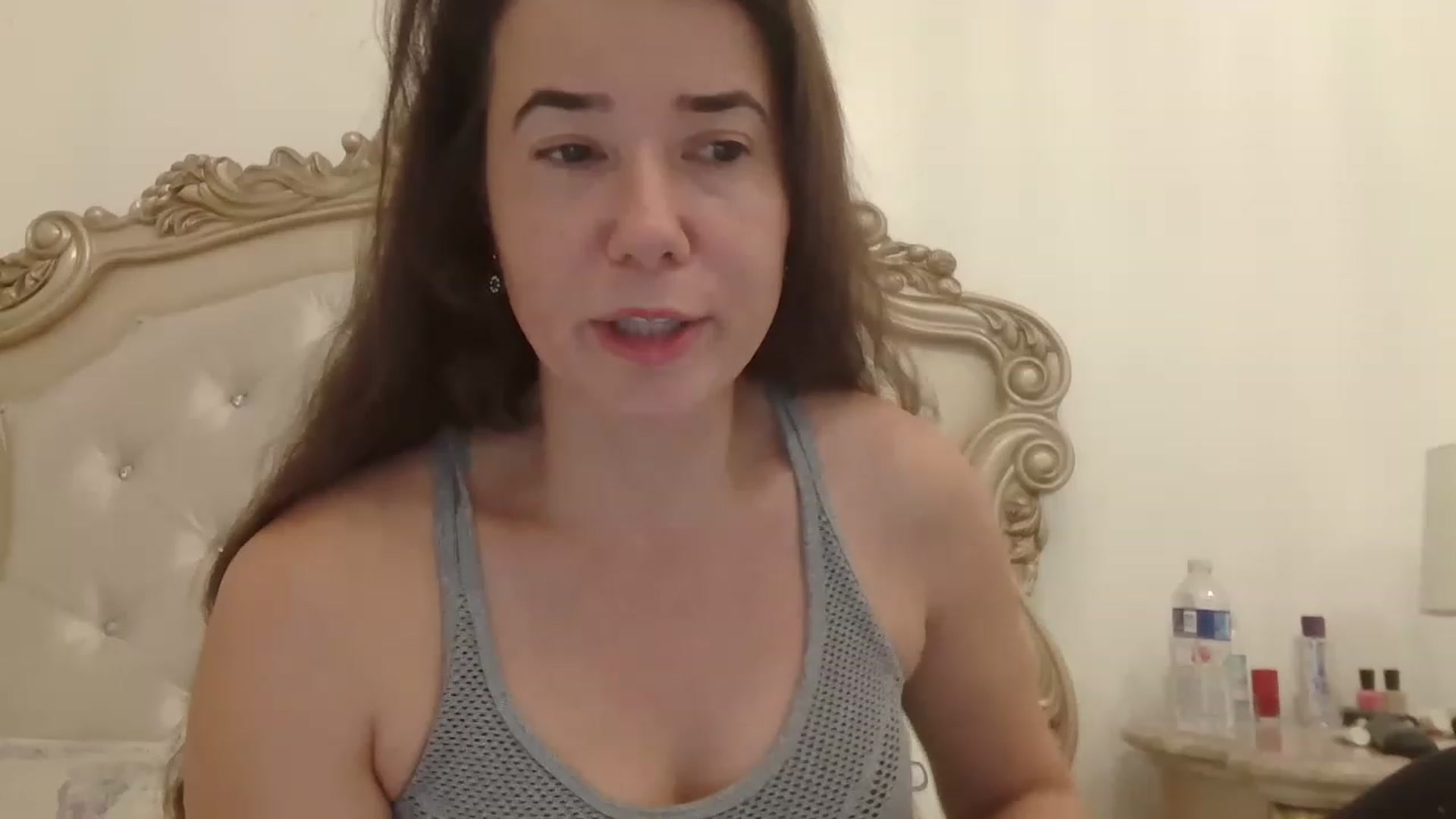 Gallery image thumbnail from Godiva6's myfreecams stream on, 12/20/2022, 24:08 image 2 of 20