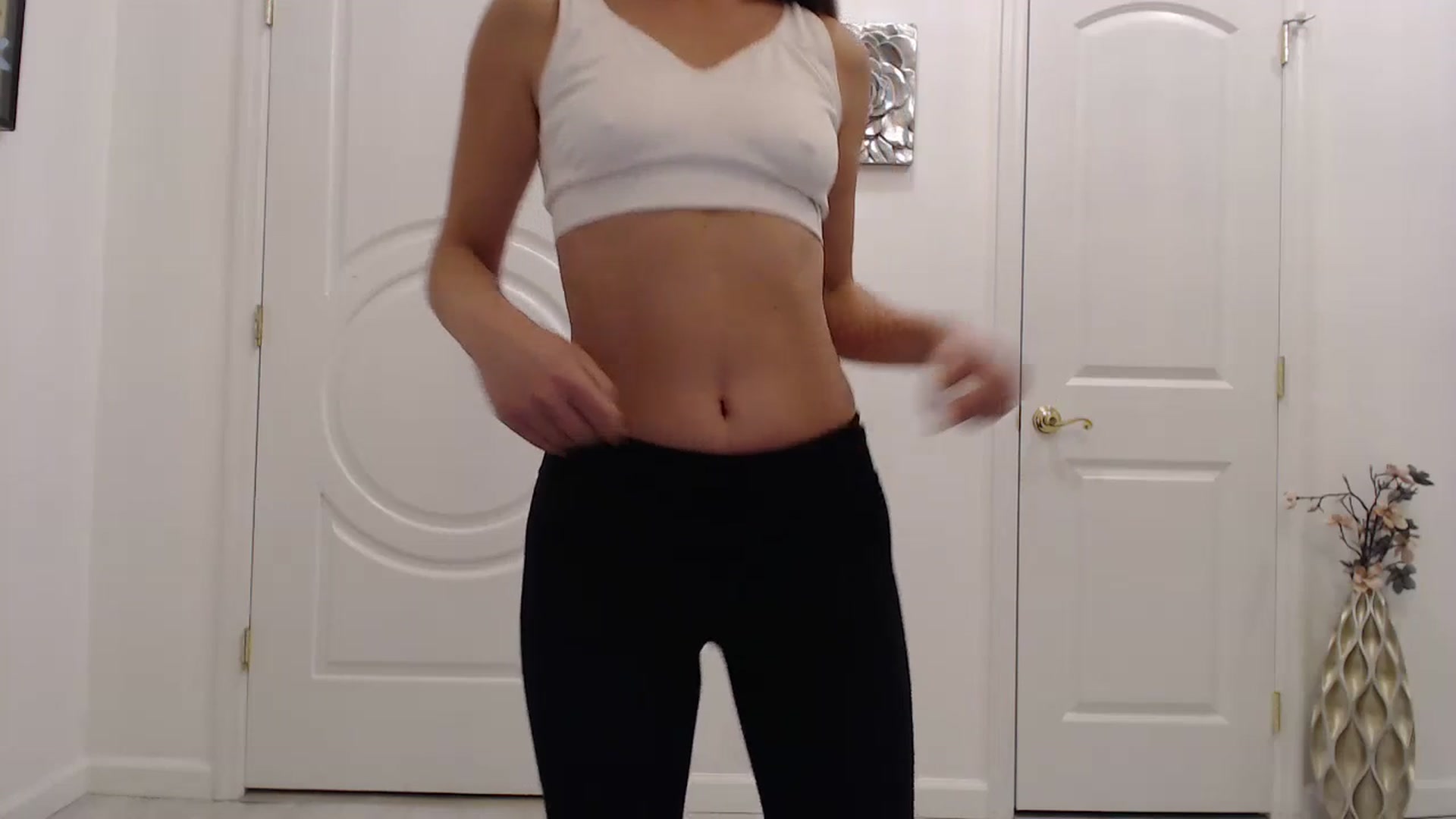 Gallery image thumbnail from Godiva6's myfreecams stream on, 01/30/2024, 24:01 image 7 of 20