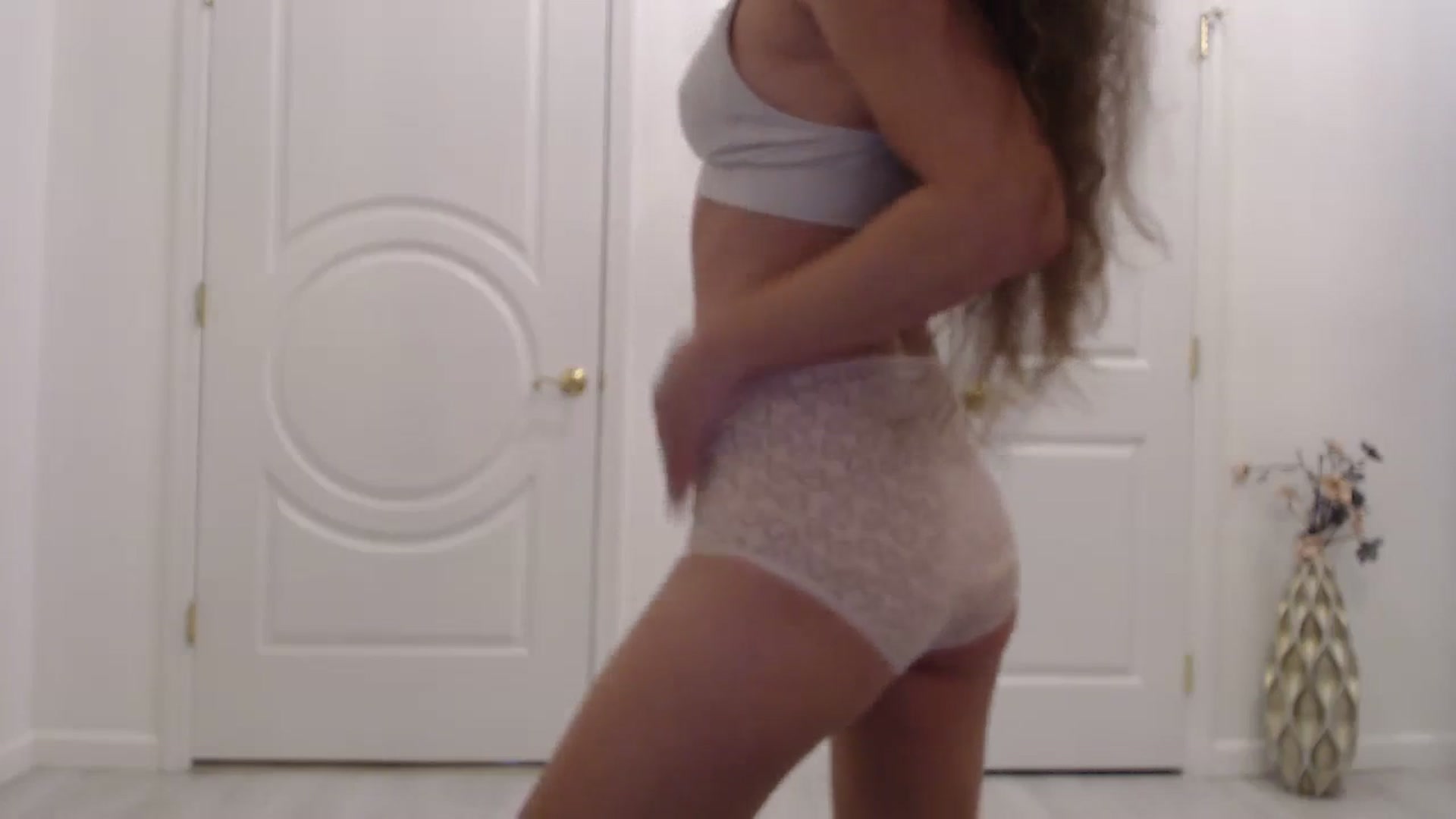Gallery image thumbnail from Godiva6's myfreecams stream on, 02/21/2024, 24:08 image 5 of 20