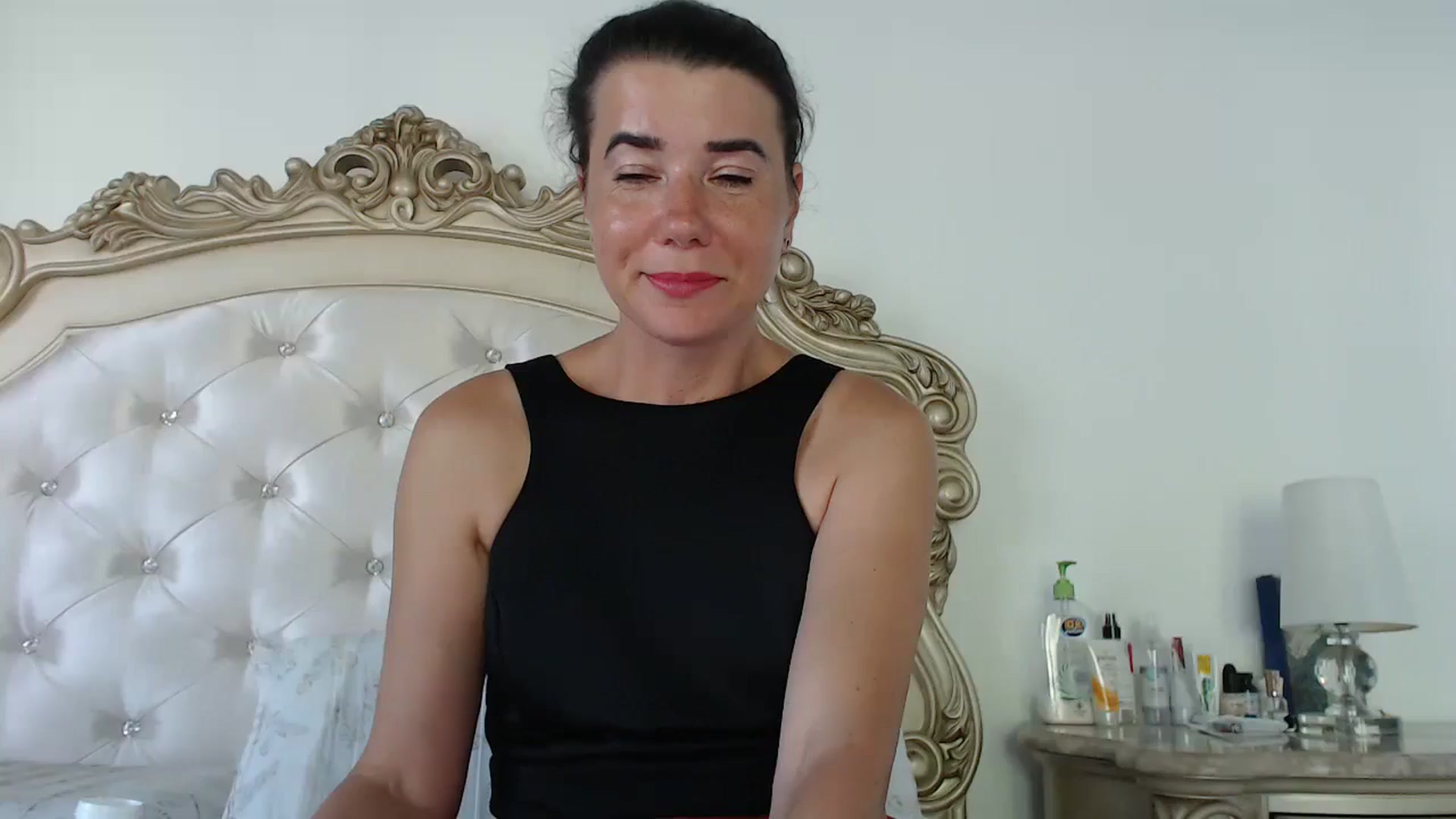 Gallery image thumbnail from Godiva6's myfreecams stream on, 04/30/2025, 23:10 image 6 of 20