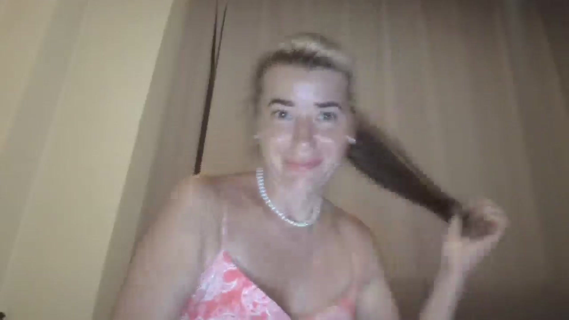 Gallery image thumbnail from Godiva6's myfreecams stream on, 06/12/2025, 19:24 image 2 of 20