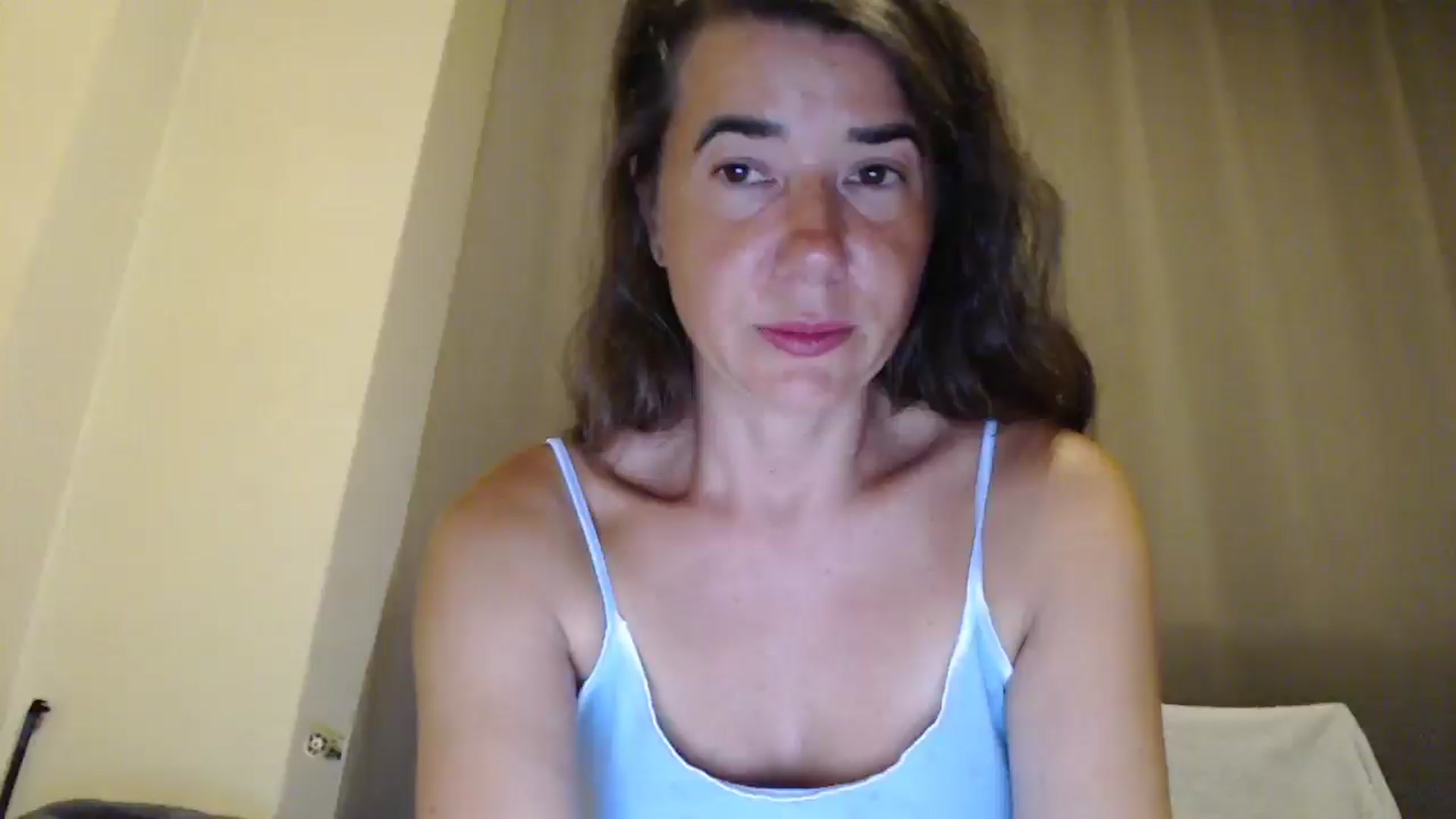 Gallery image thumbnail from Godiva6's myfreecams stream on, 06/17/2025, 19:35 image 1 of 20
