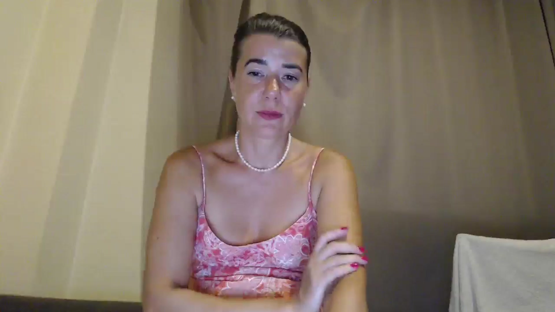 Gallery image thumbnail from Godiva6's myfreecams stream on, 06/21/2025, 20:12 image 2 of 20