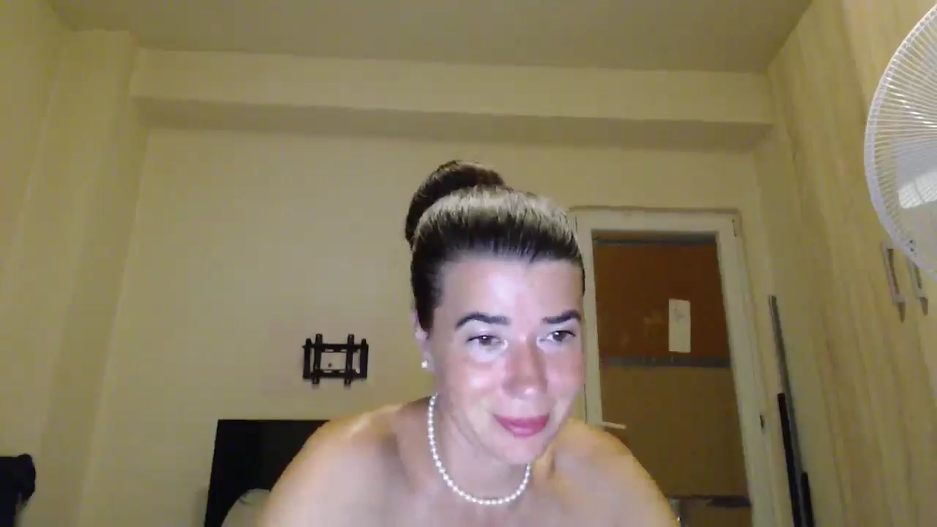 Gallery image thumbnail from Godiva6's myfreecams stream on, 06/21/2025, 20:12 image 15 of 20