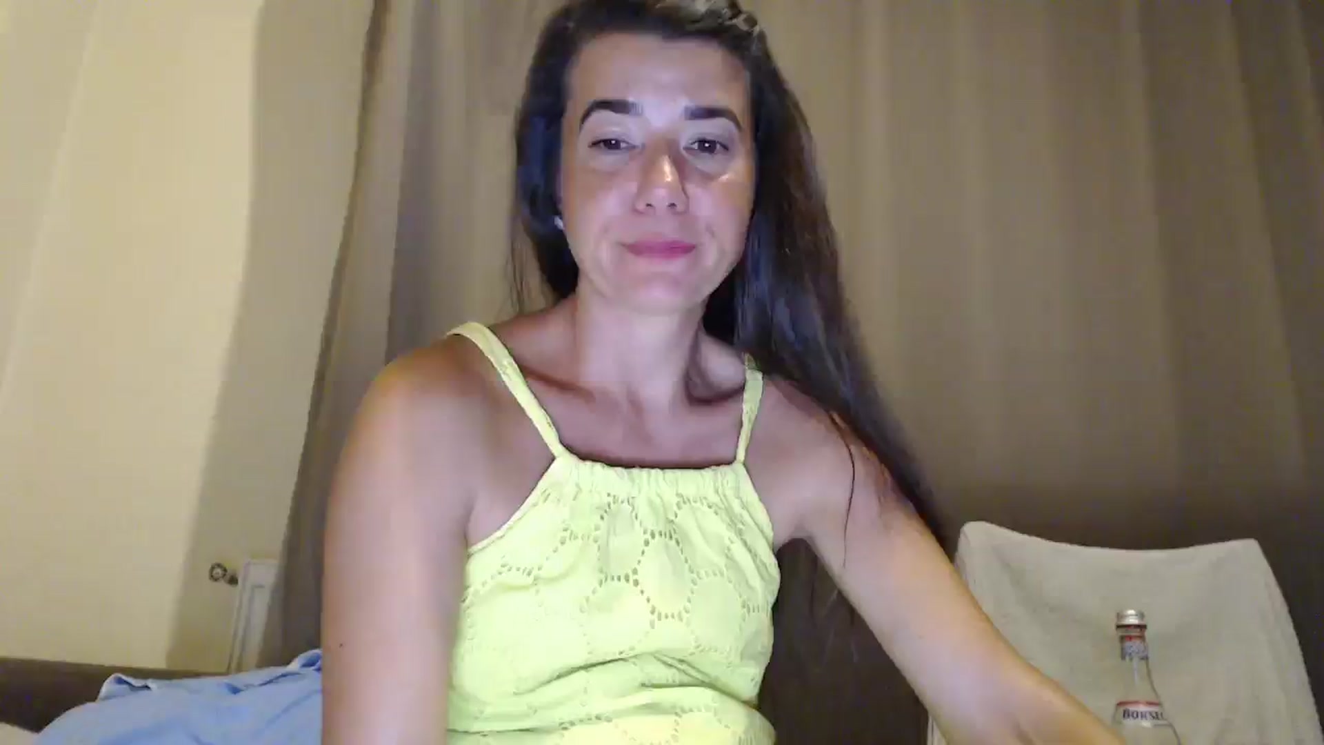 Gallery image thumbnail from Godiva6's myfreecams stream on, 06/22/2025, 20:36 image 15 of 20