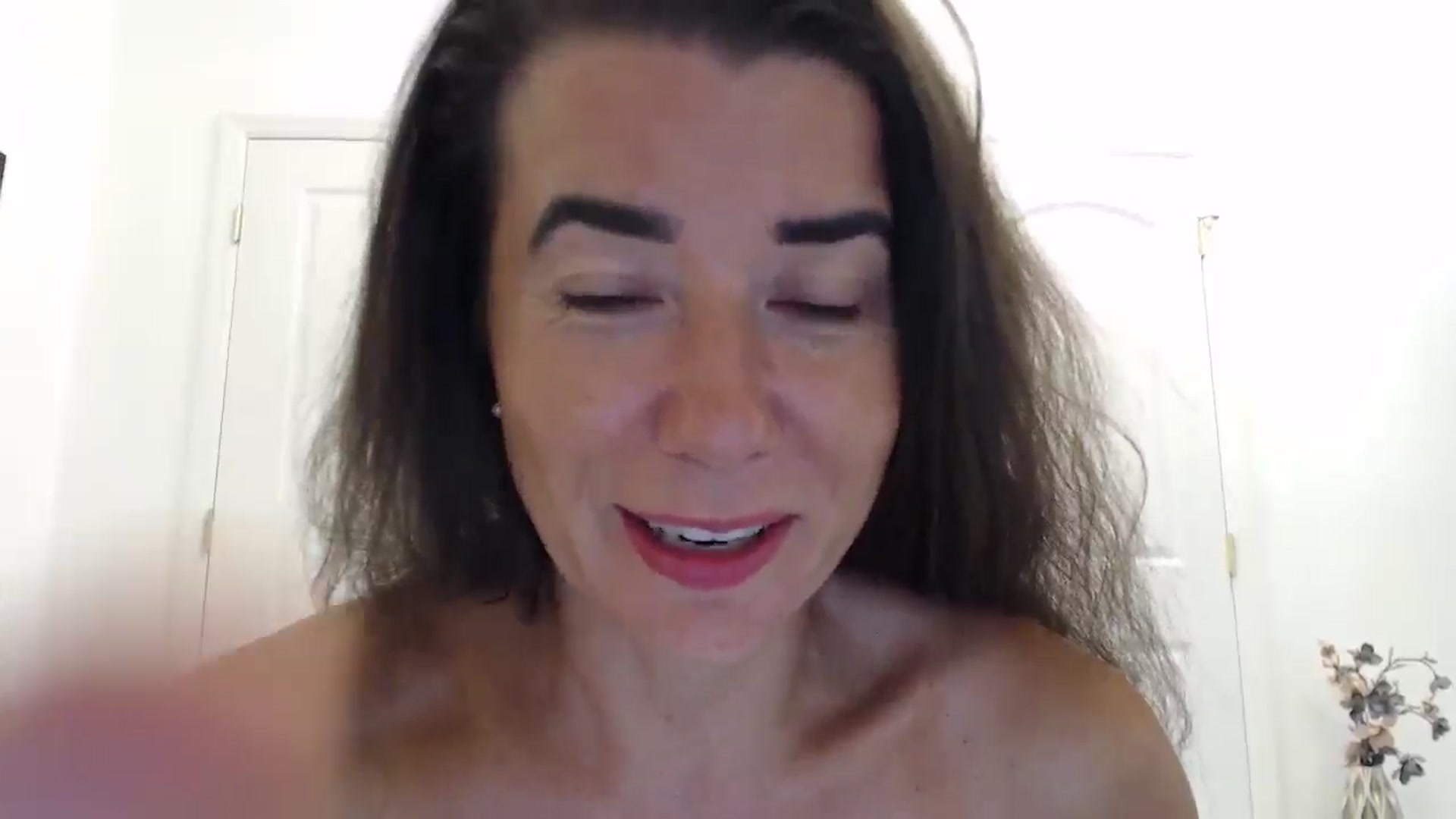Gallery image thumbnail from Godiva6's myfreecams stream on, 07/07/2025, 23:02 image 16 of 20