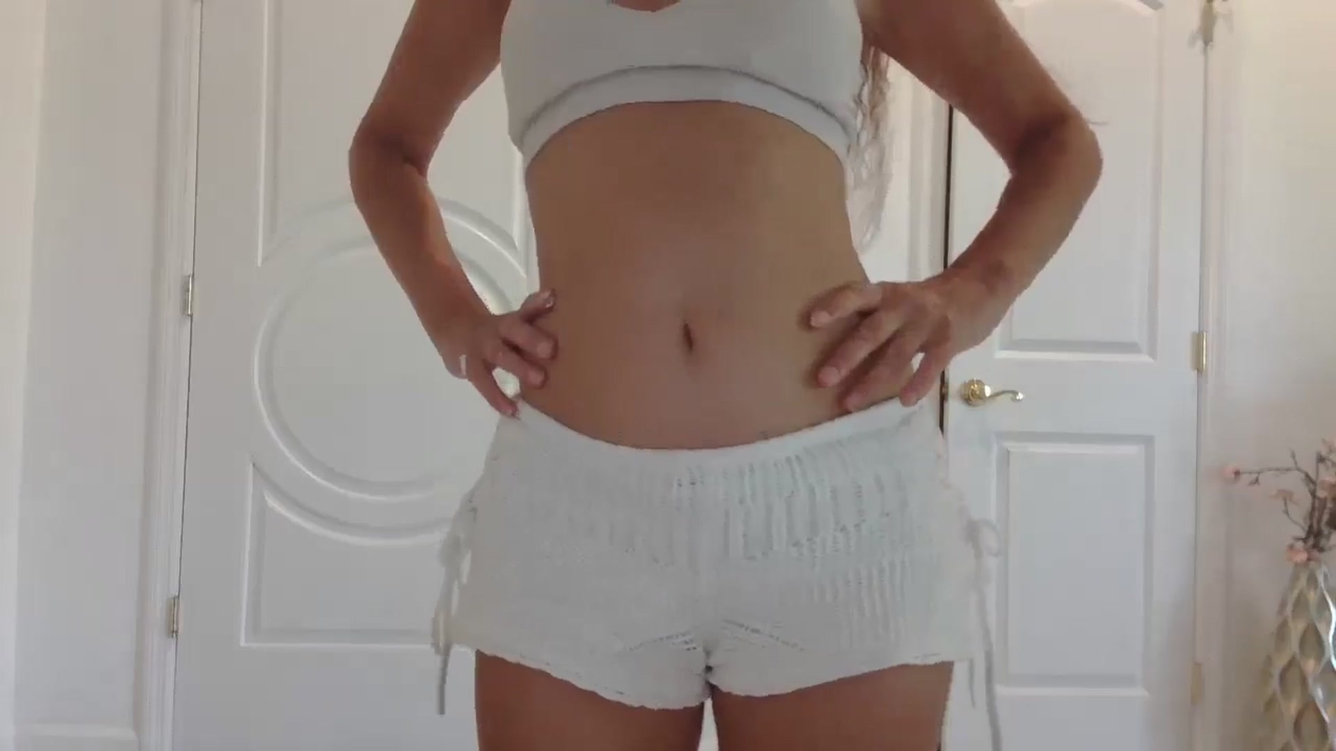 Gallery image thumbnail from Godiva6's myfreecams stream on, 08/06/2025, 22:50 image 14 of 20