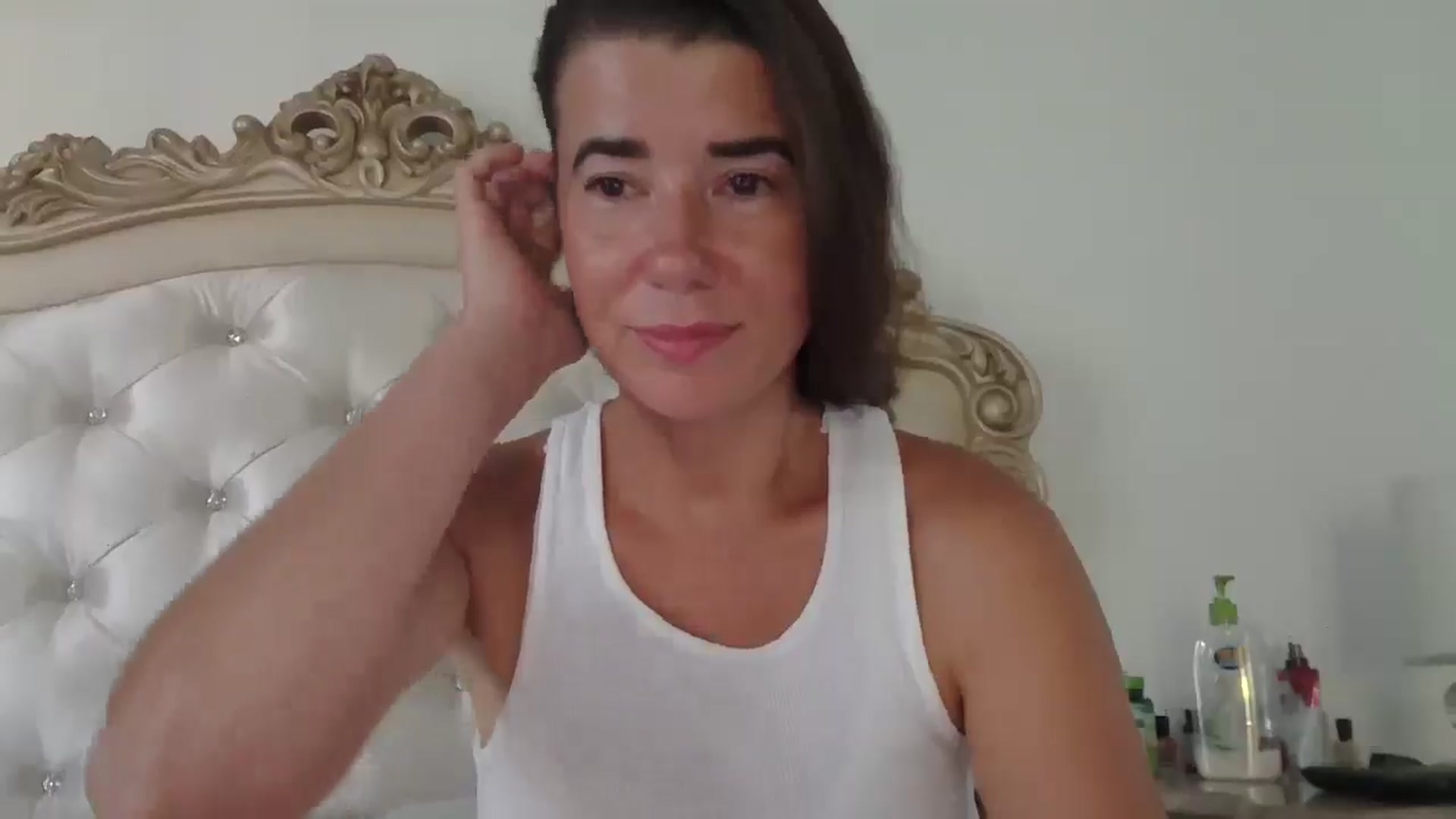 Gallery image thumbnail from Godiva6's myfreecams stream on, 08/19/2025, 22:18 image 11 of 20