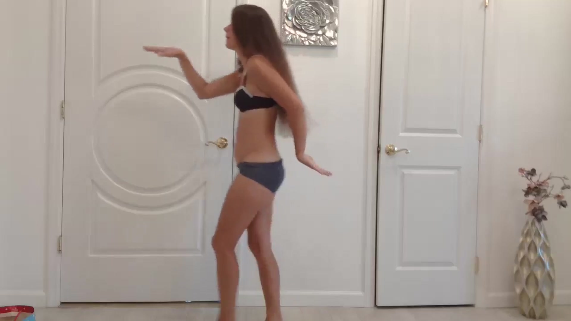 Gallery image thumbnail from Godiva6's myfreecams stream on, 09/16/2025, 23:12 image 12 of 20