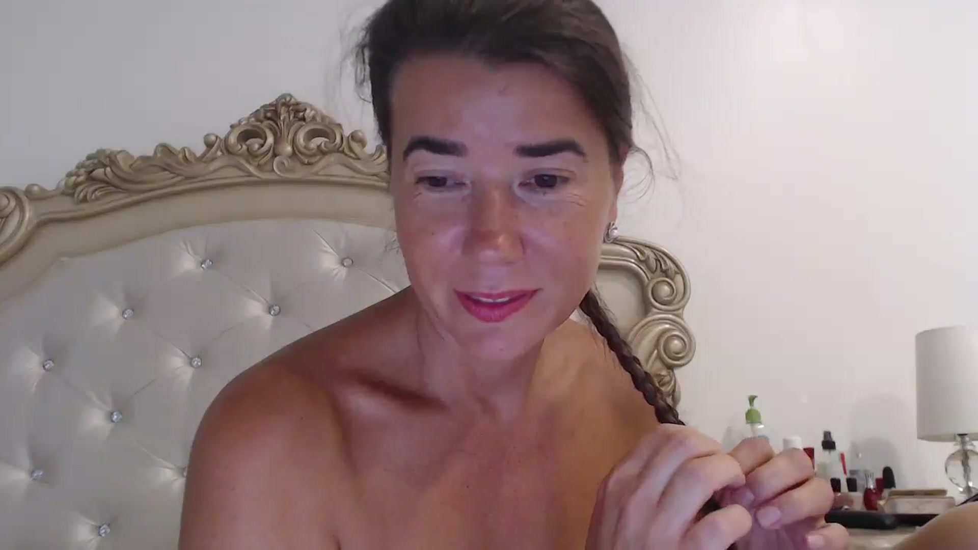 Gallery image thumbnail from Godiva6's myfreecams stream on, 09/17/2025, 23:04 image 4 of 20