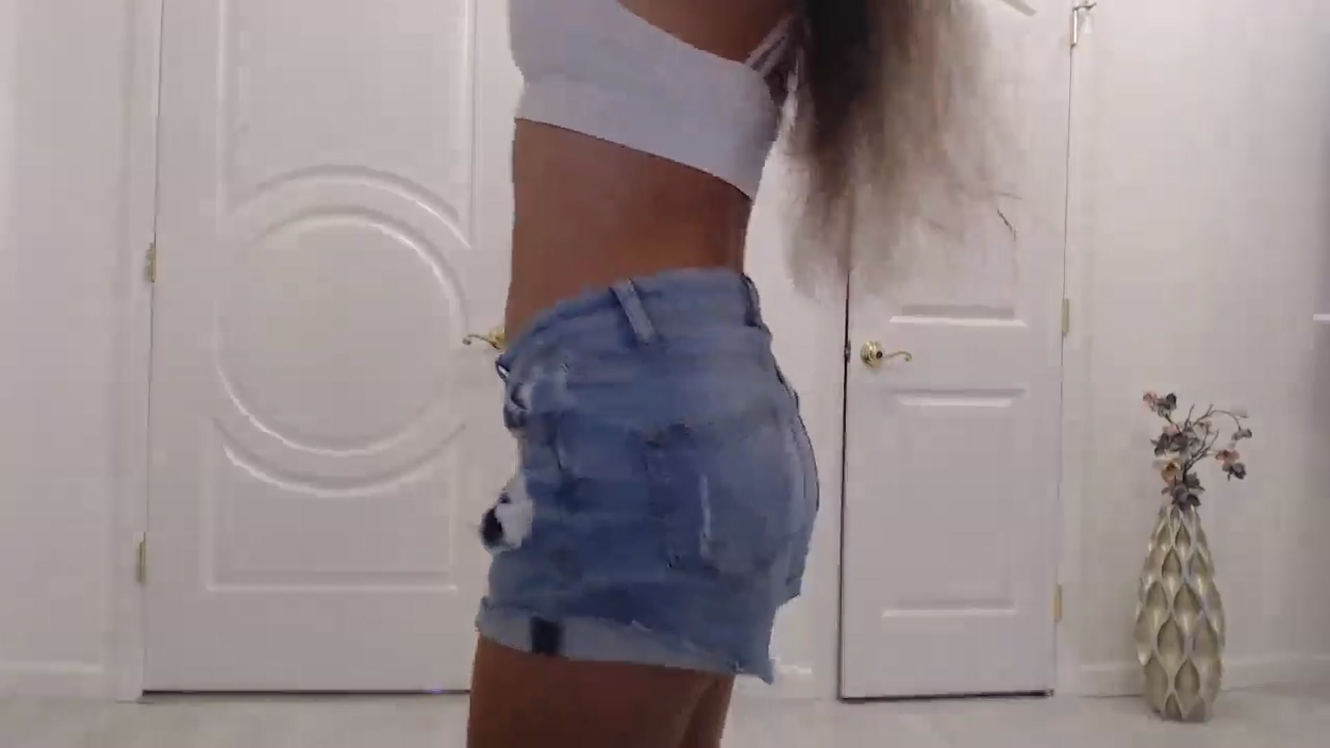 Gallery image thumbnail from Godiva6's myfreecams stream on, 09/30/2025, 23:02 image 9 of 20
