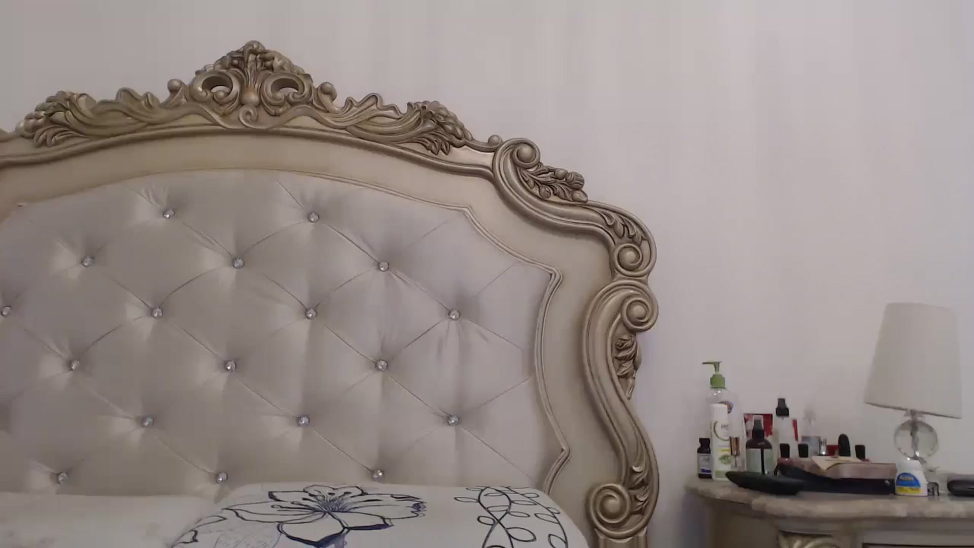 Gallery image thumbnail from Godiva6's myfreecams stream on, 10/03/2025, 23:04 image 10 of 20