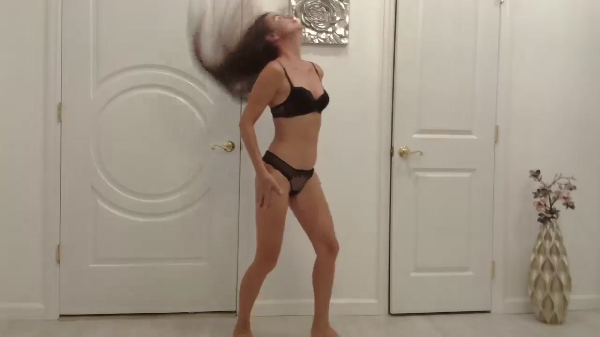 Gallery image thumbnail from Godiva6's myfreecams stream on, 10/14/2025, 23:06 image 18 of 20
