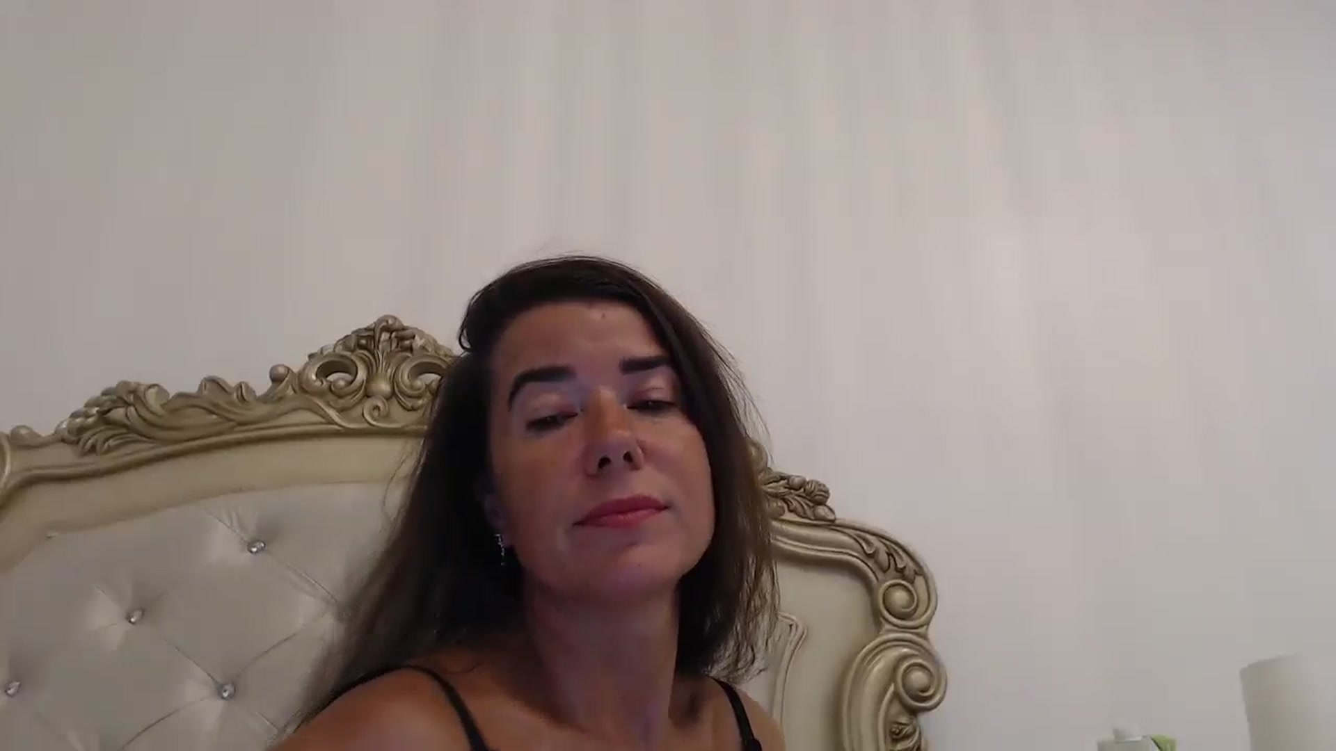 Gallery image thumbnail from Godiva6's myfreecams stream on, 10/16/2025, 23:06 image 16 of 20