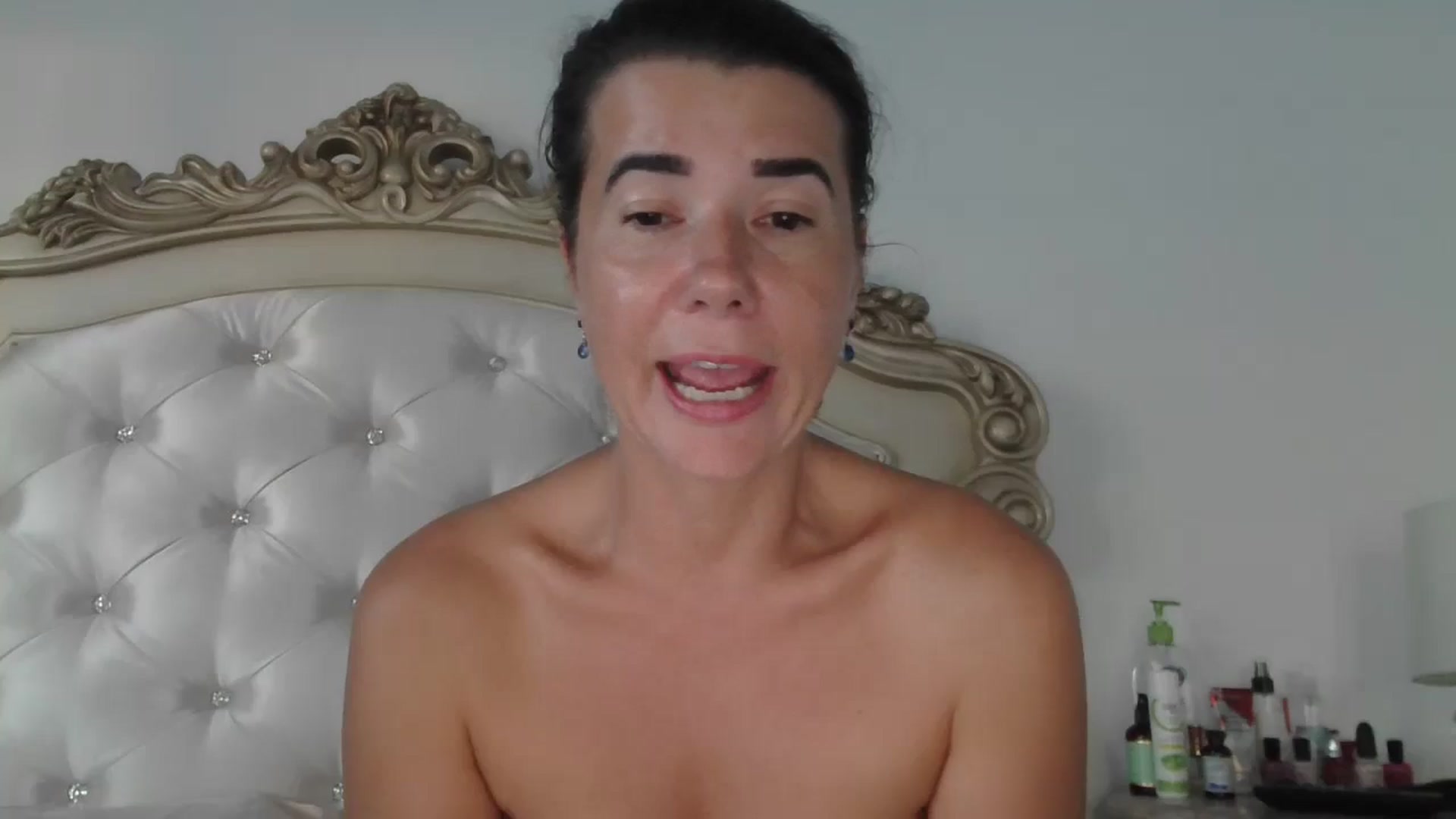 Gallery image thumbnail from Godiva6's myfreecams stream on, 10/22/2025, 23:07 image 1 of 20
