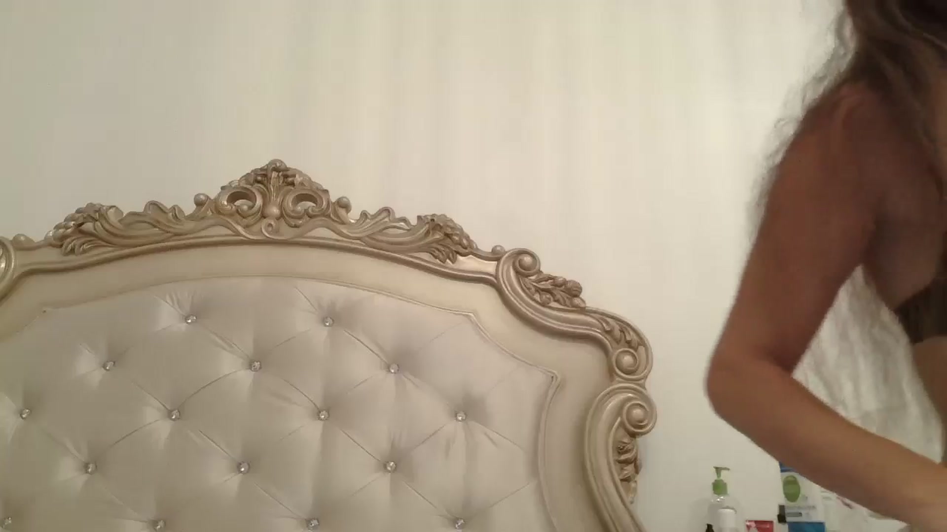 Gallery image thumbnail from Godiva6's myfreecams stream on, 10/29/2025, 23:25 image 19 of 20