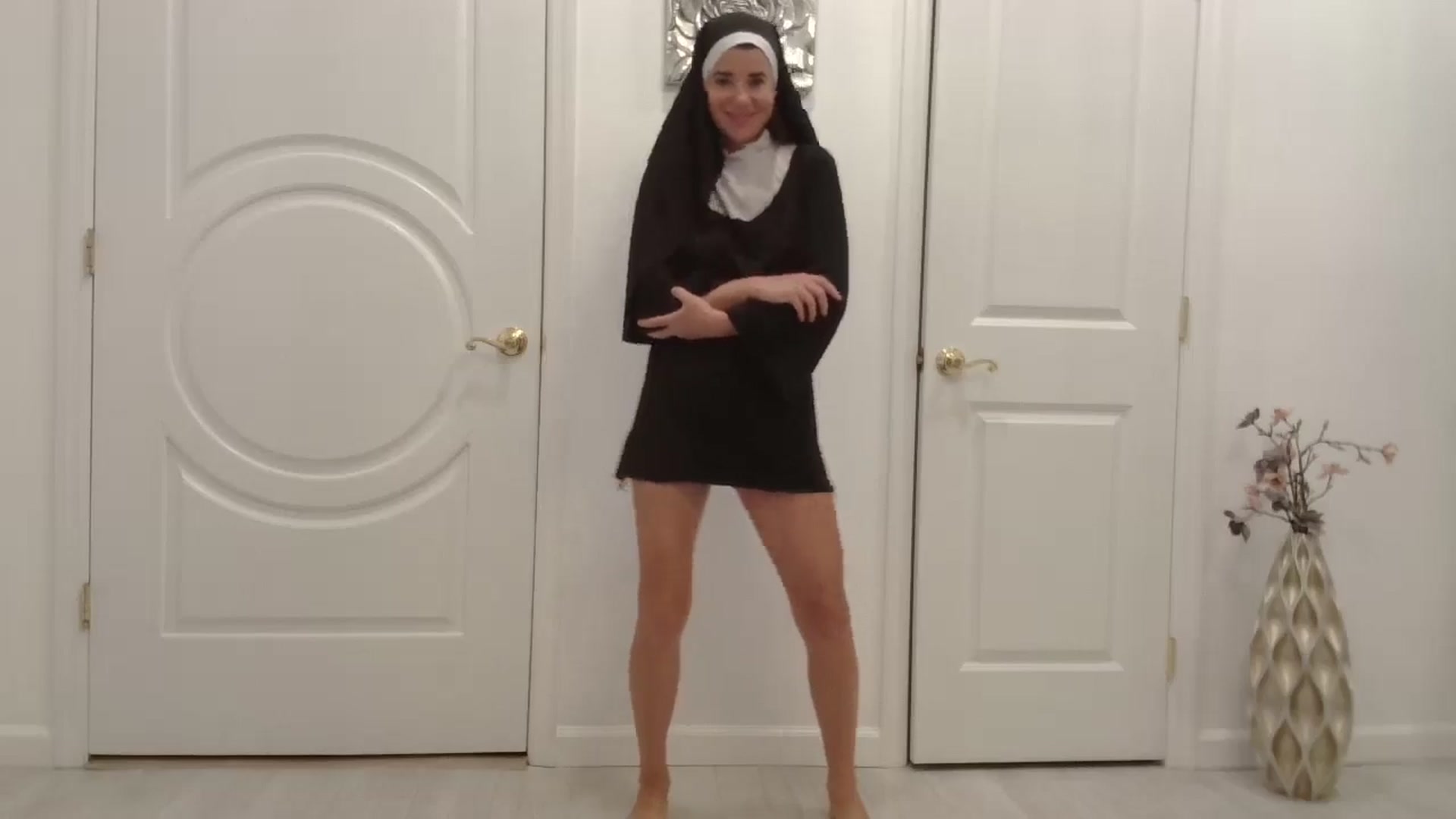 Gallery image thumbnail from Godiva6's myfreecams stream on, 10/31/2025, 23:25 image 11 of 20