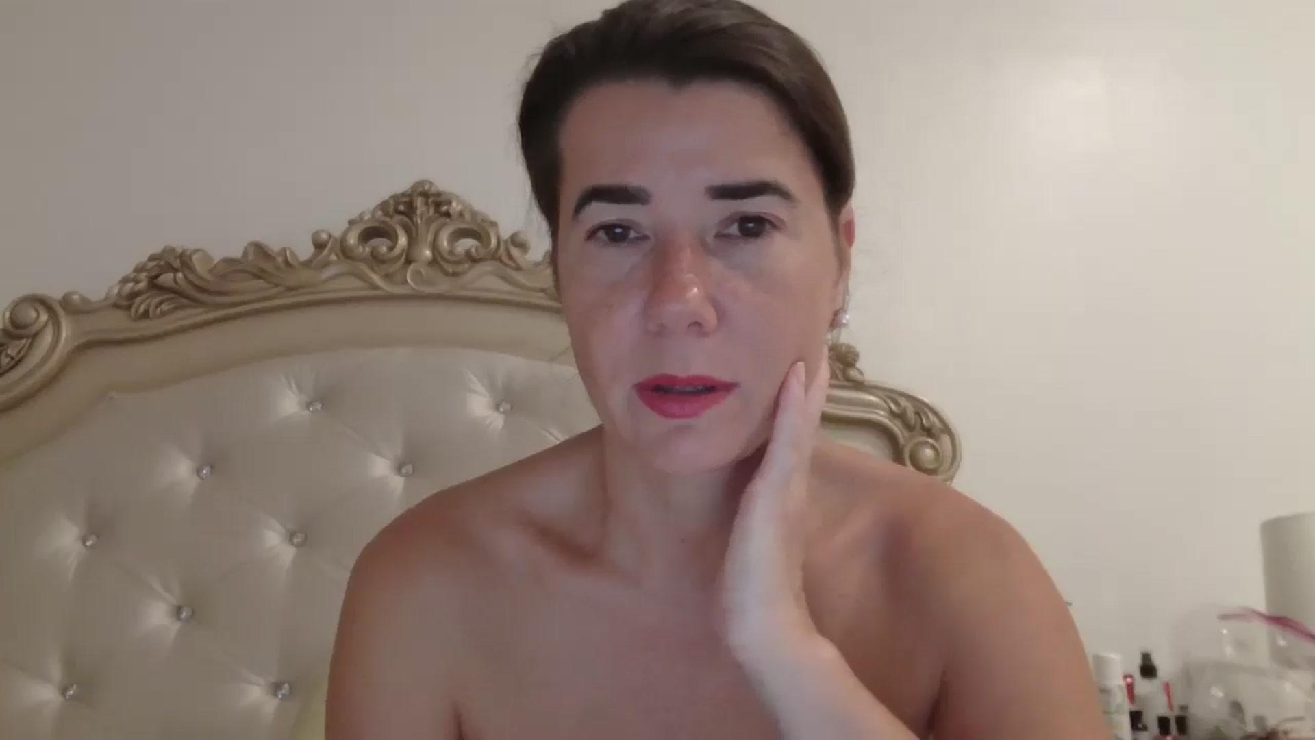 Gallery image thumbnail from Godiva6's myfreecams stream on, 11/04/2025, 23:21 image 12 of 20