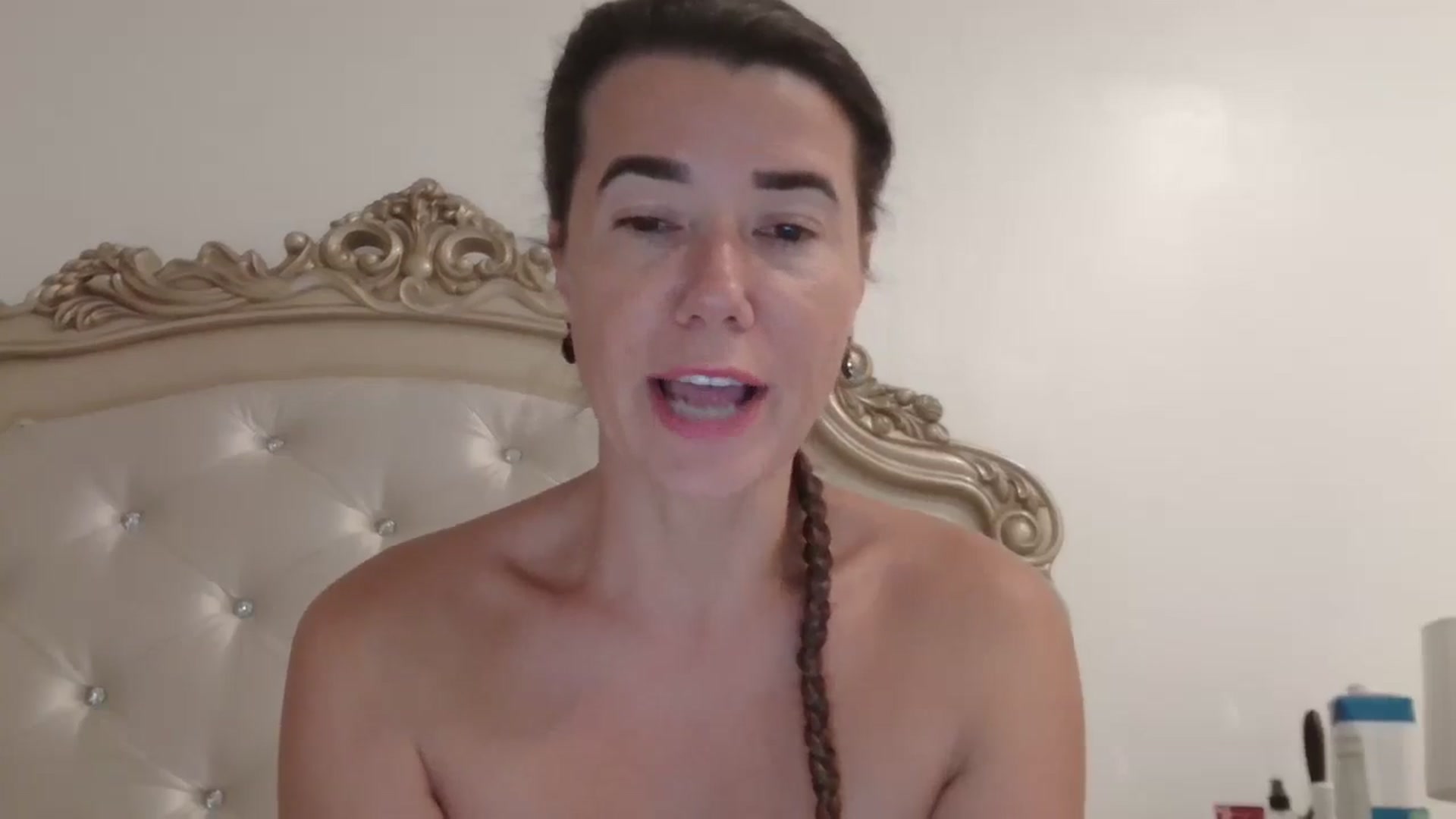 Gallery image thumbnail from Godiva6's myfreecams stream on, 12/04/2025, 24:00 image 2 of 20