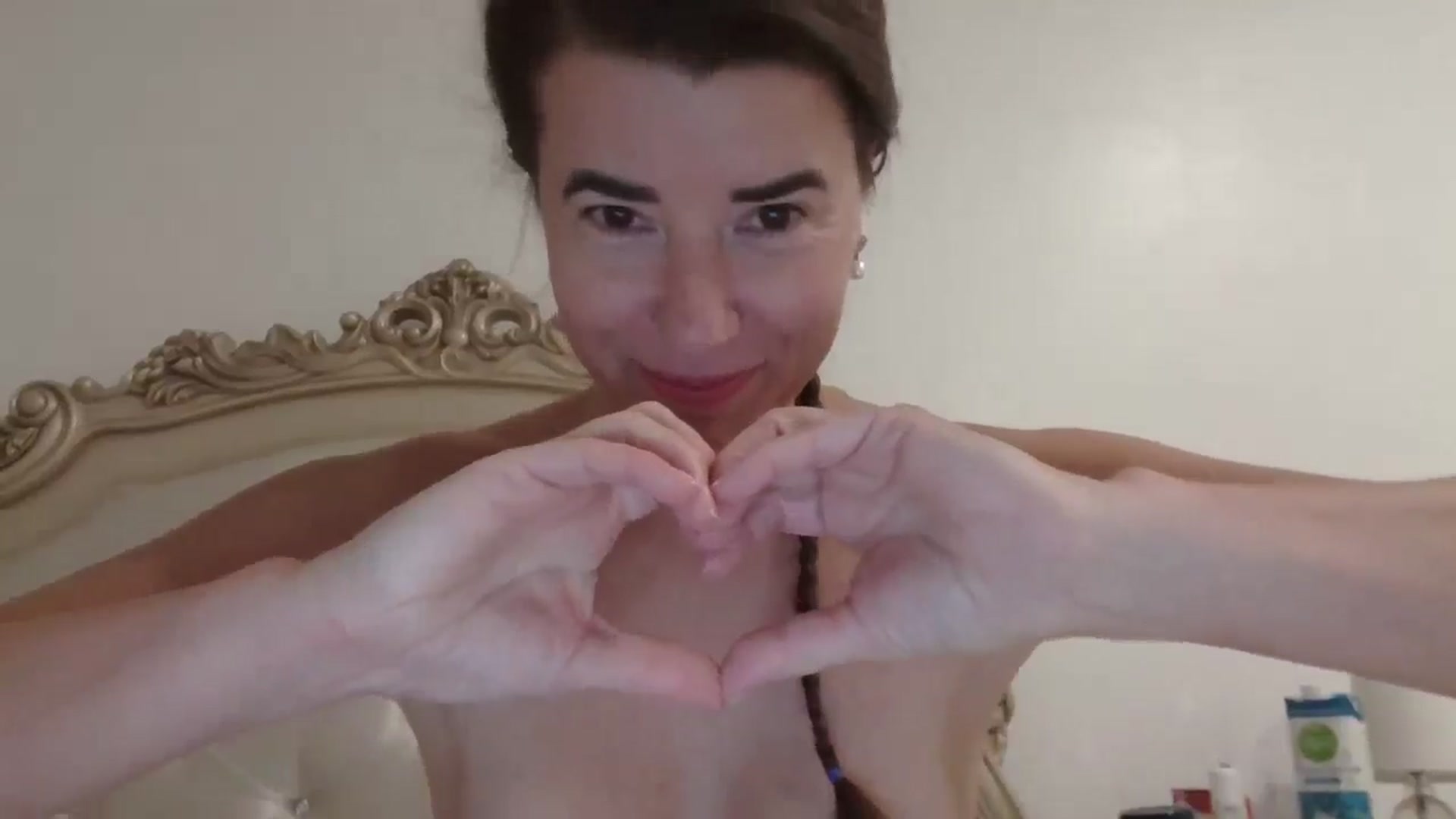 Gallery image thumbnail from Godiva6's myfreecams stream on, 12/16/2025, 23:31 image 3 of 20