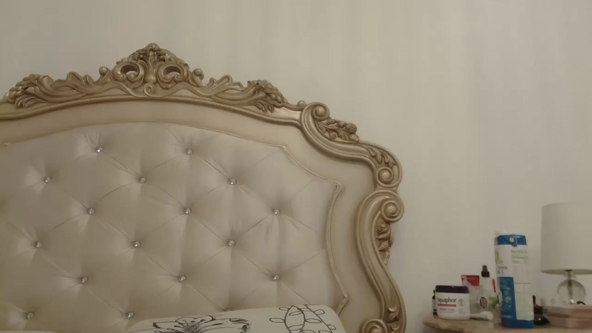 Gallery image thumbnail from Godiva6's myfreecams stream on, 12/19/2025, 24:04 image 6 of 20
