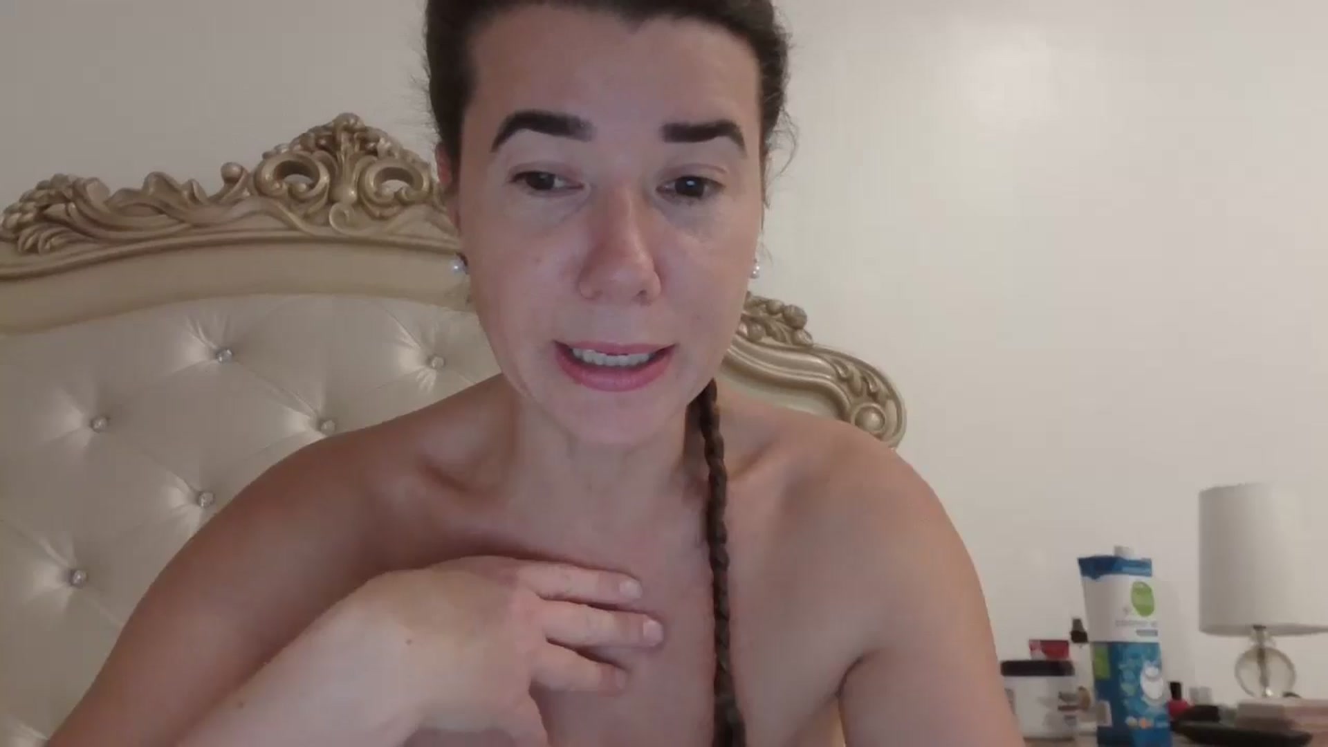 Gallery image thumbnail from Godiva6's myfreecams stream on, 12/19/2025, 23:59 image 6 of 20