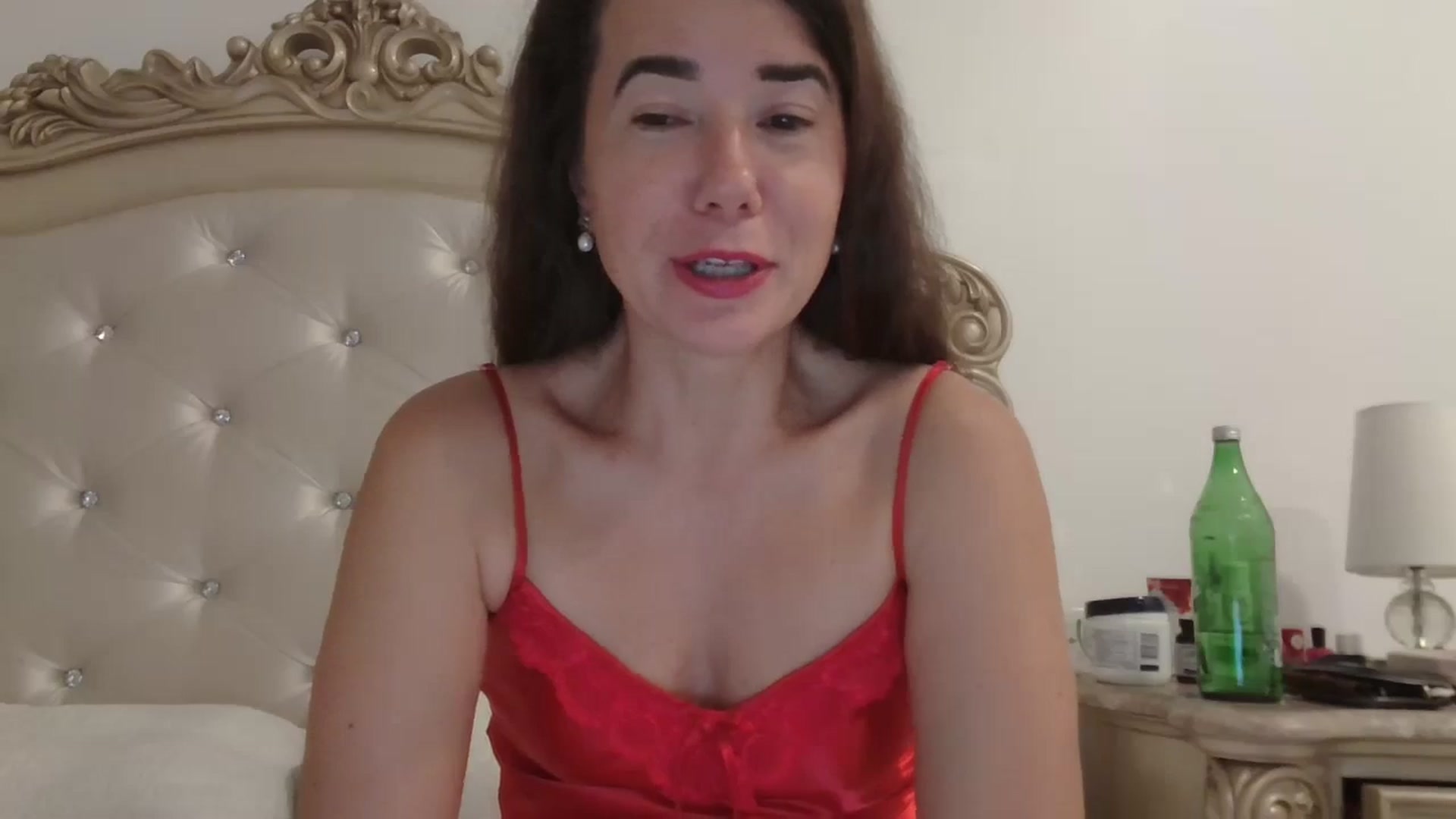 Gallery image thumbnail from Godiva6's myfreecams stream on, 12/26/2025, 24:05 image 6 of 20