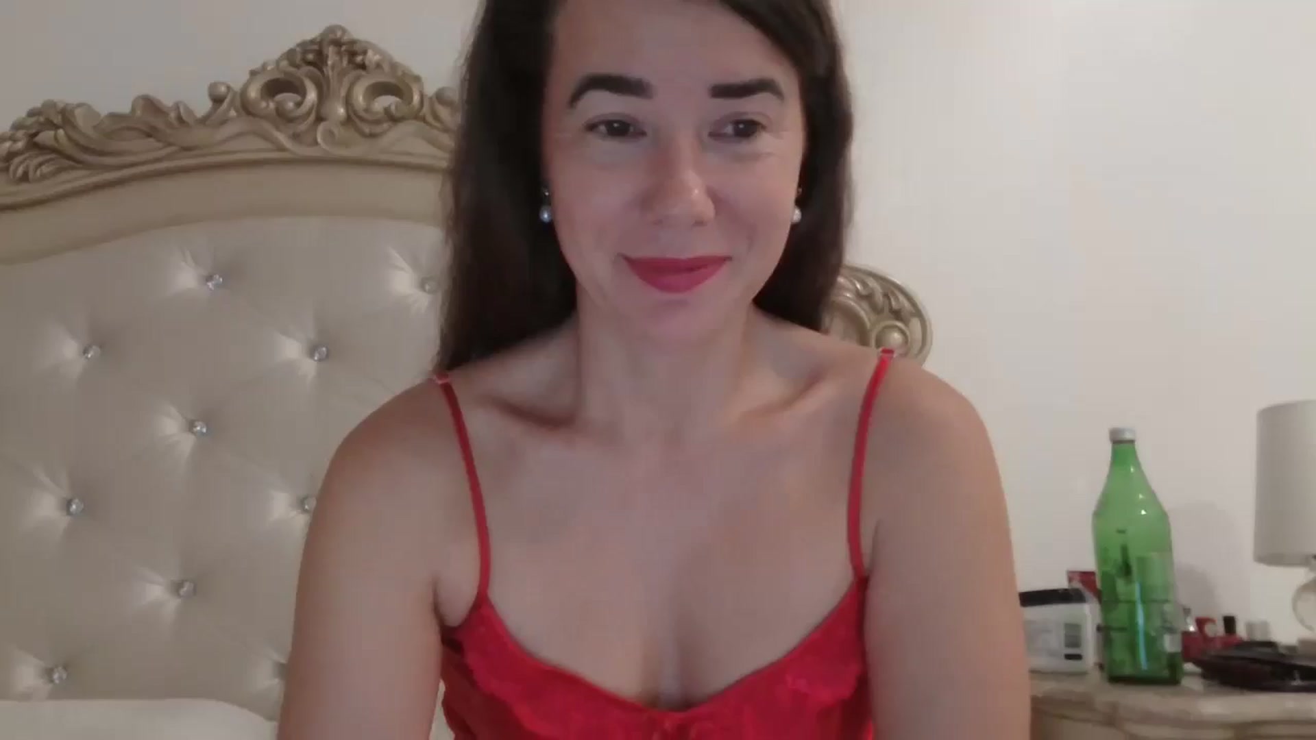 Gallery image thumbnail from Godiva6's myfreecams stream on, 12/26/2025, 24:05 image 1 of 20