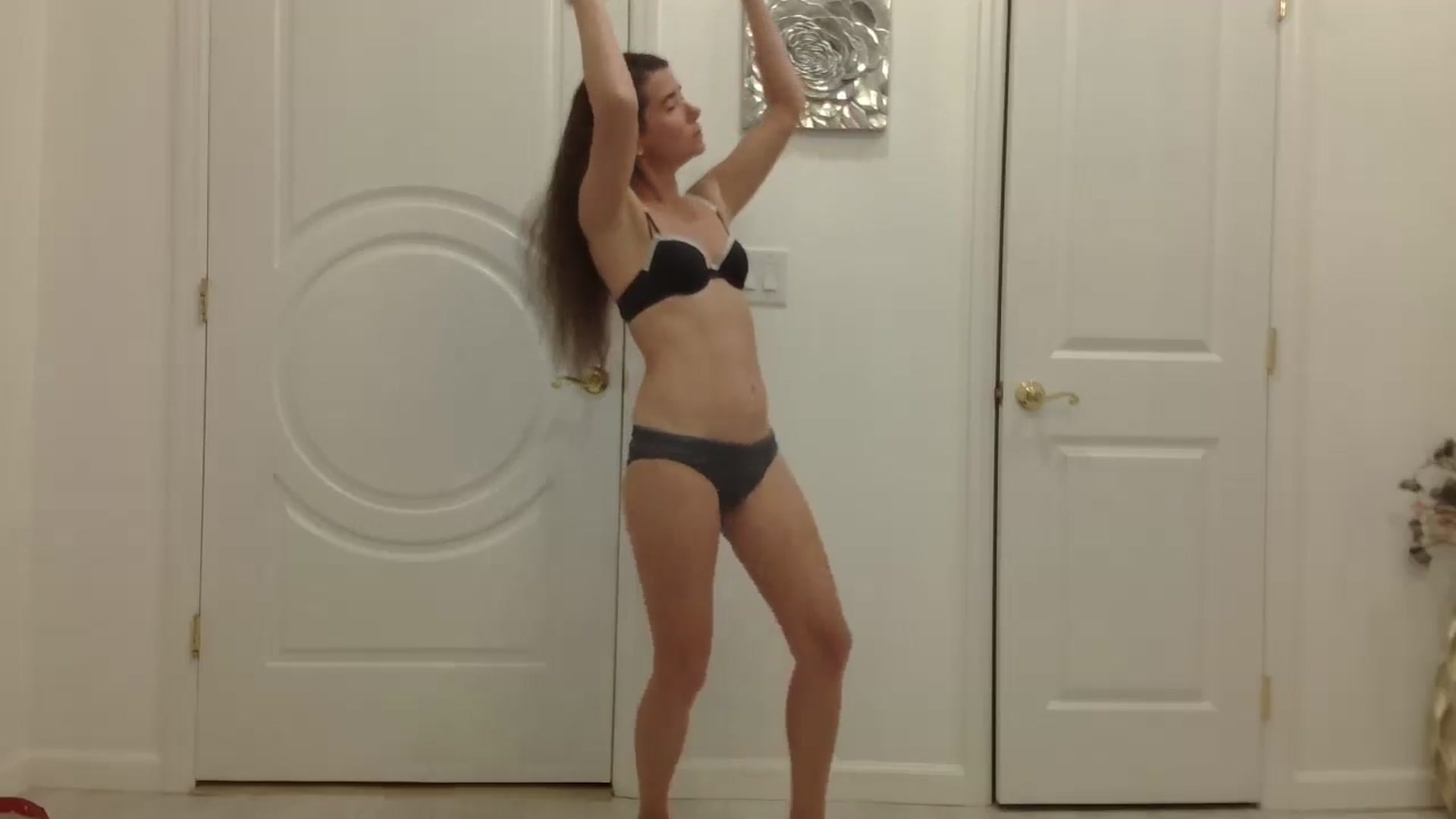 Gallery image thumbnail from Godiva6's myfreecams stream on, 01/07/2026, 24:13 image 7 of 20
