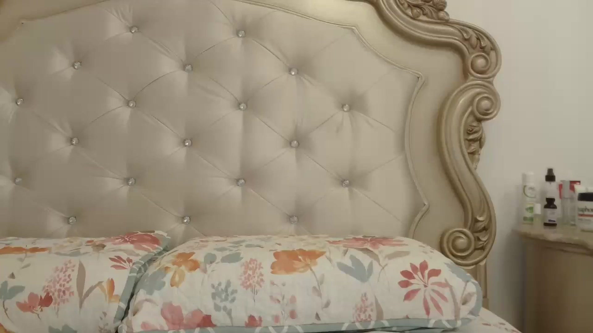 Gallery image thumbnail from Godiva6's myfreecams stream on, 01/13/2026, 24:00 image 13 of 20