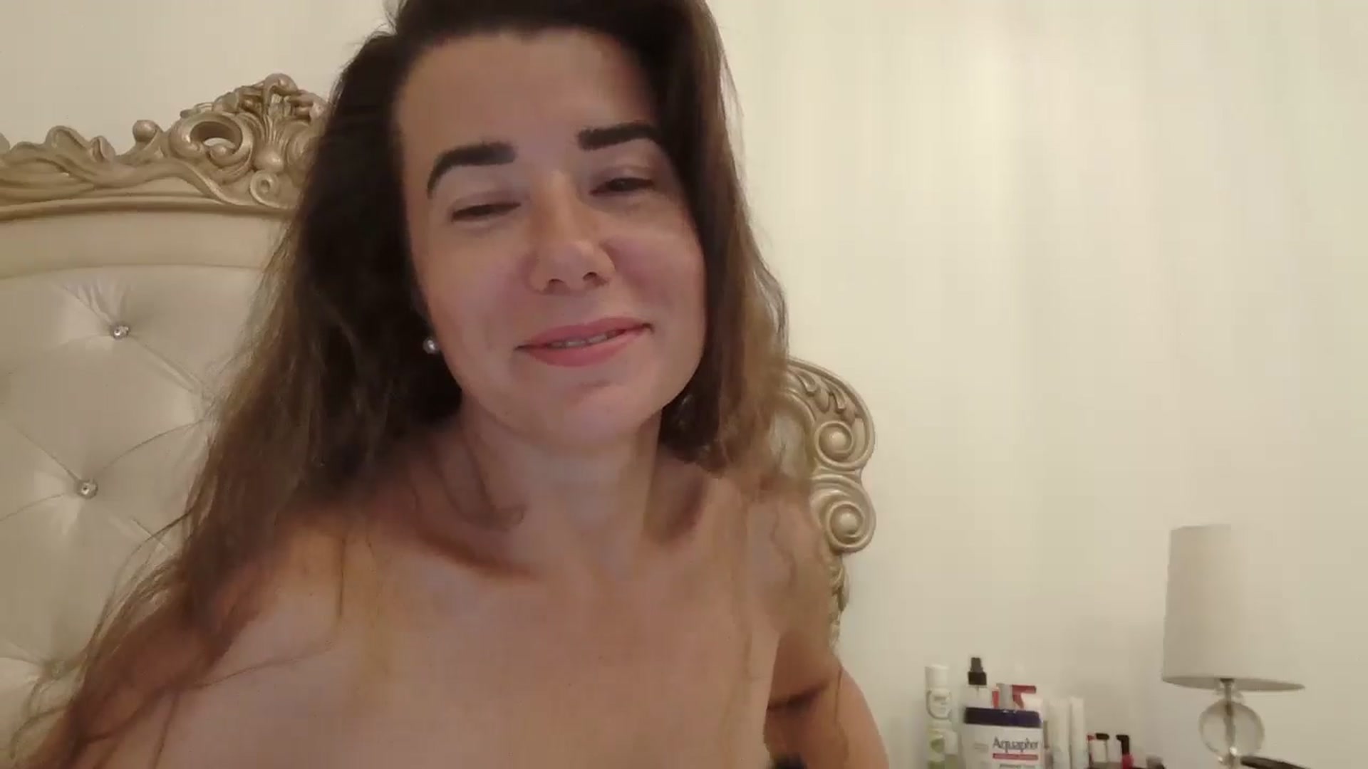 Gallery image thumbnail from Godiva6's myfreecams stream on, 01/14/2026, 24:02 image 19 of 20