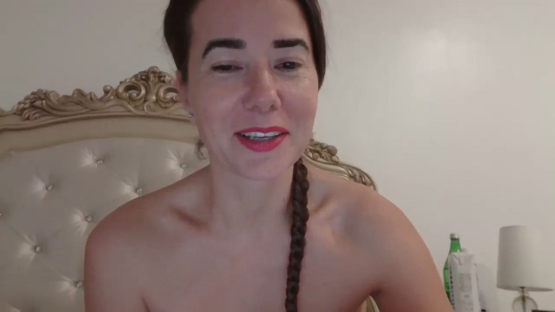 Gallery image thumbnail from Godiva6's myfreecams stream on, 01/26/2026, 23:57 image 2 of 20
