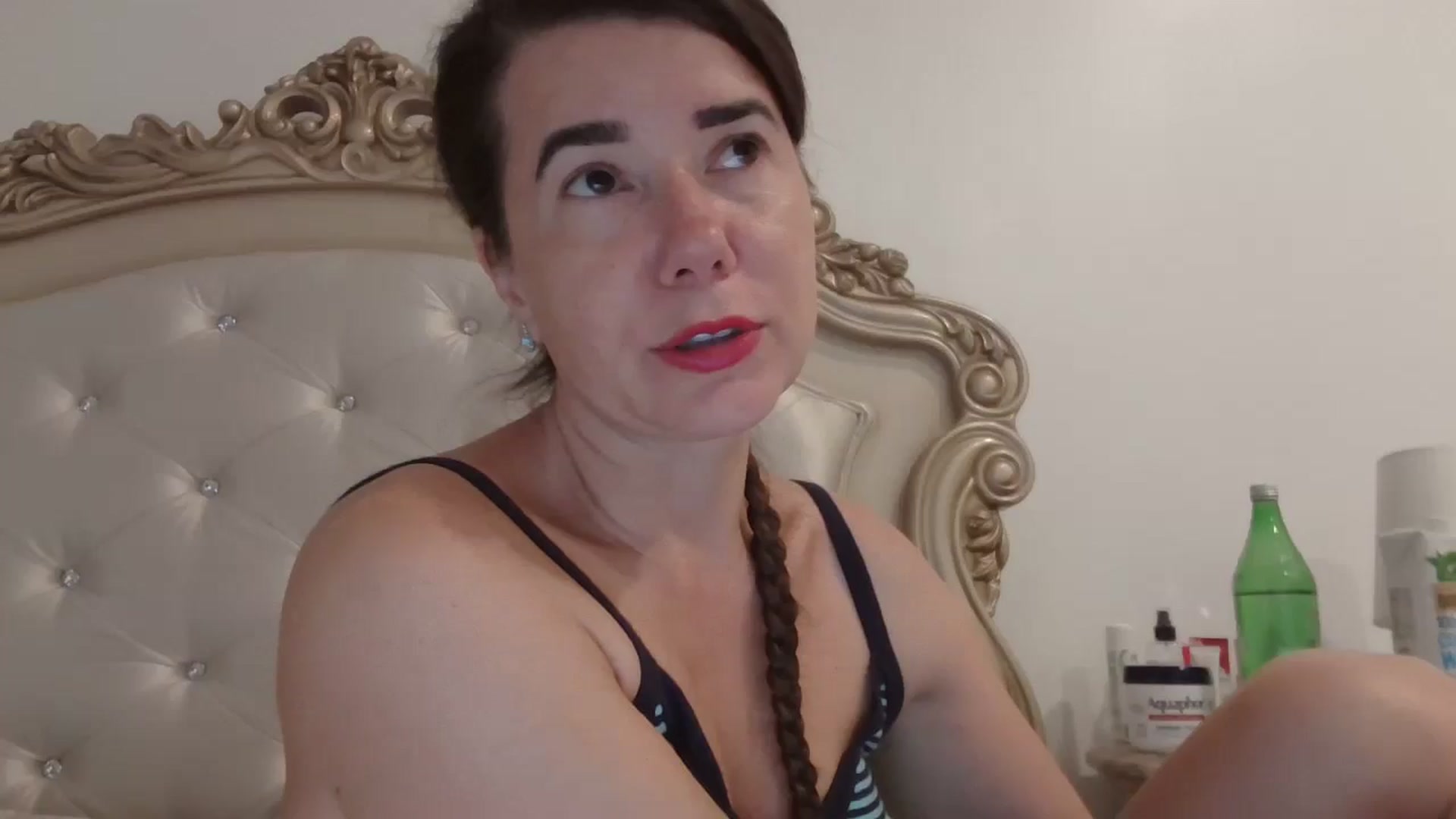 Gallery image thumbnail from Godiva6's myfreecams stream on, 02/17/2026, 24:06 image 1 of 20