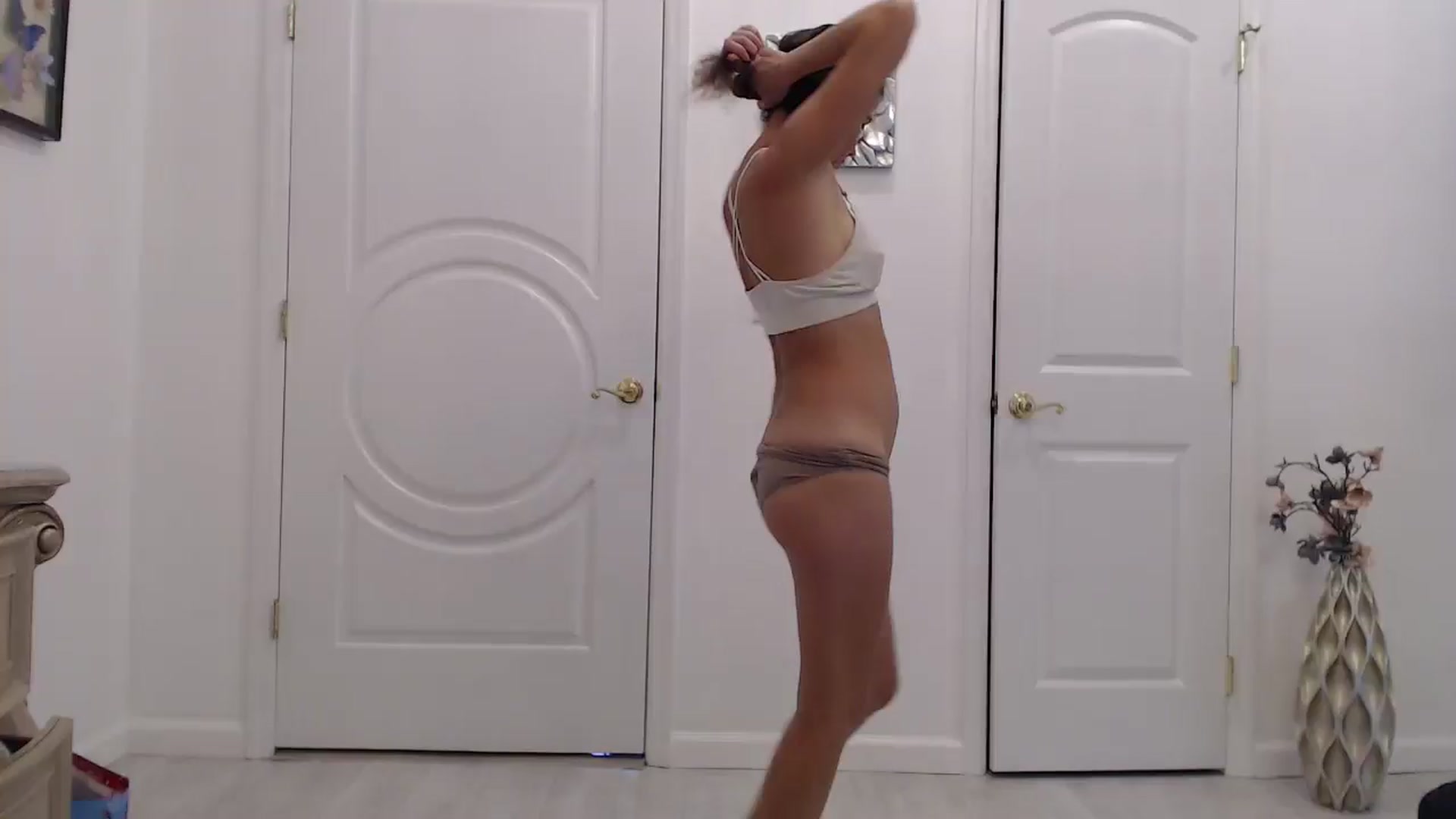 Gallery image thumbnail from Godiva6's myfreecams stream on, 03/16/2026, 23:40 image 7 of 20
