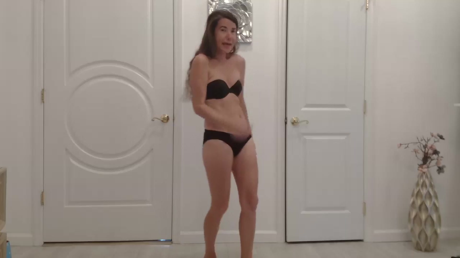 Gallery image thumbnail from Godiva6's myfreecams stream on, 04/06/2026, 23:02 image 10 of 20