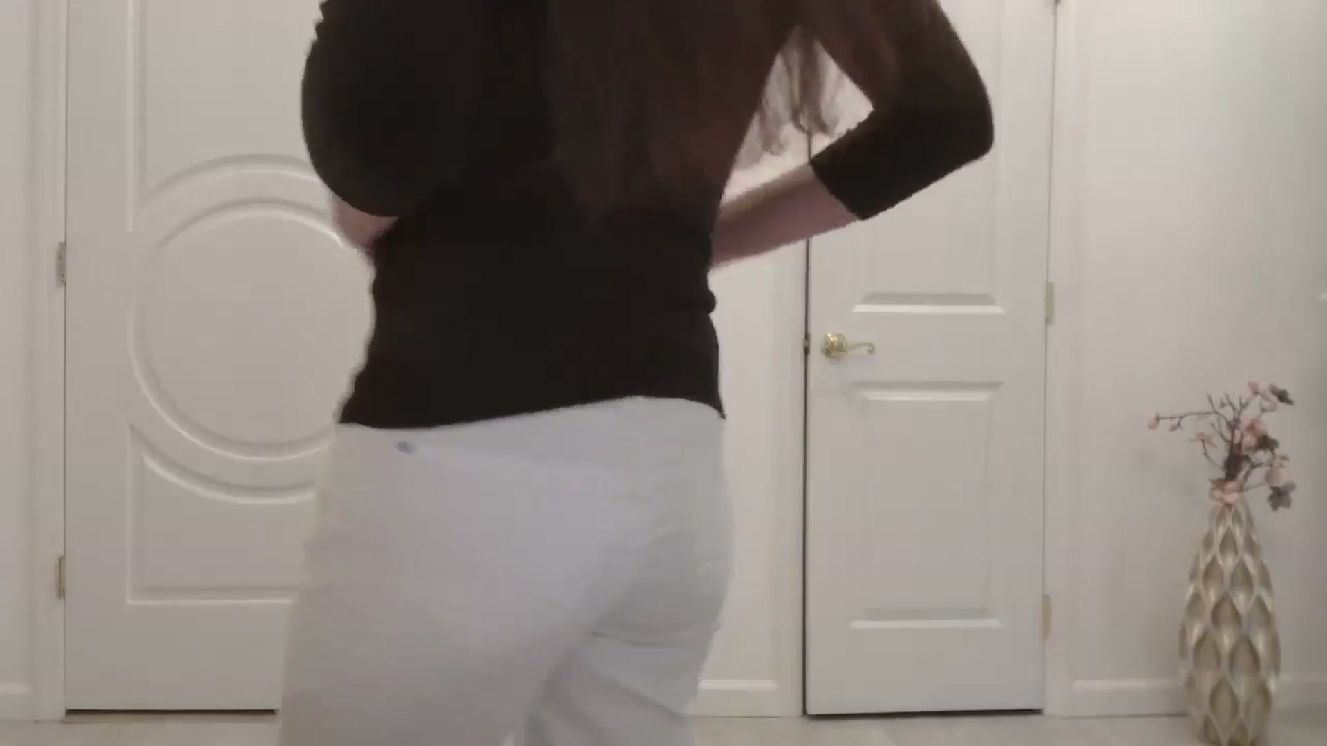 Gallery image thumbnail from Godiva6's myfreecams stream on, 04/09/2026, 23:04 image 7 of 20