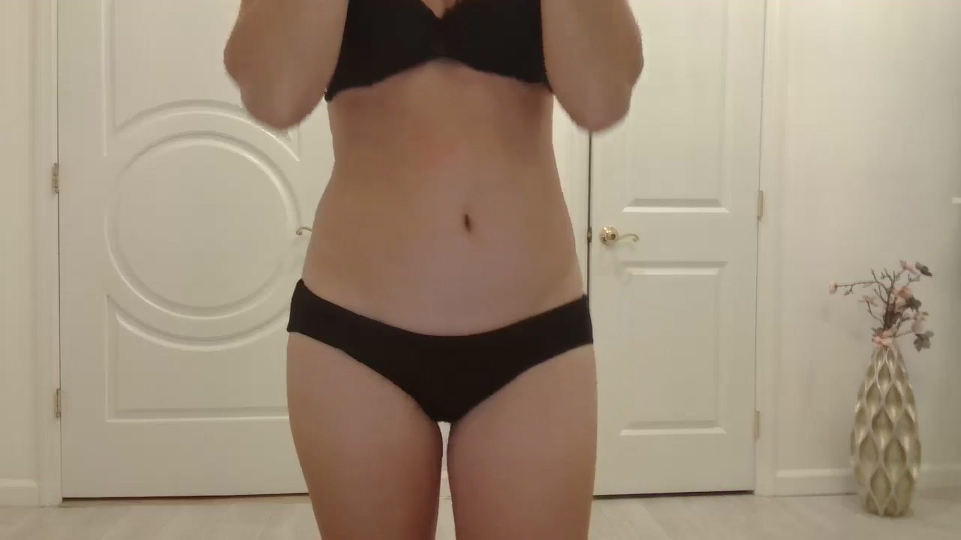 Gallery image thumbnail from Godiva6's myfreecams stream on, 05/06/2026, 23:07 image 13 of 20