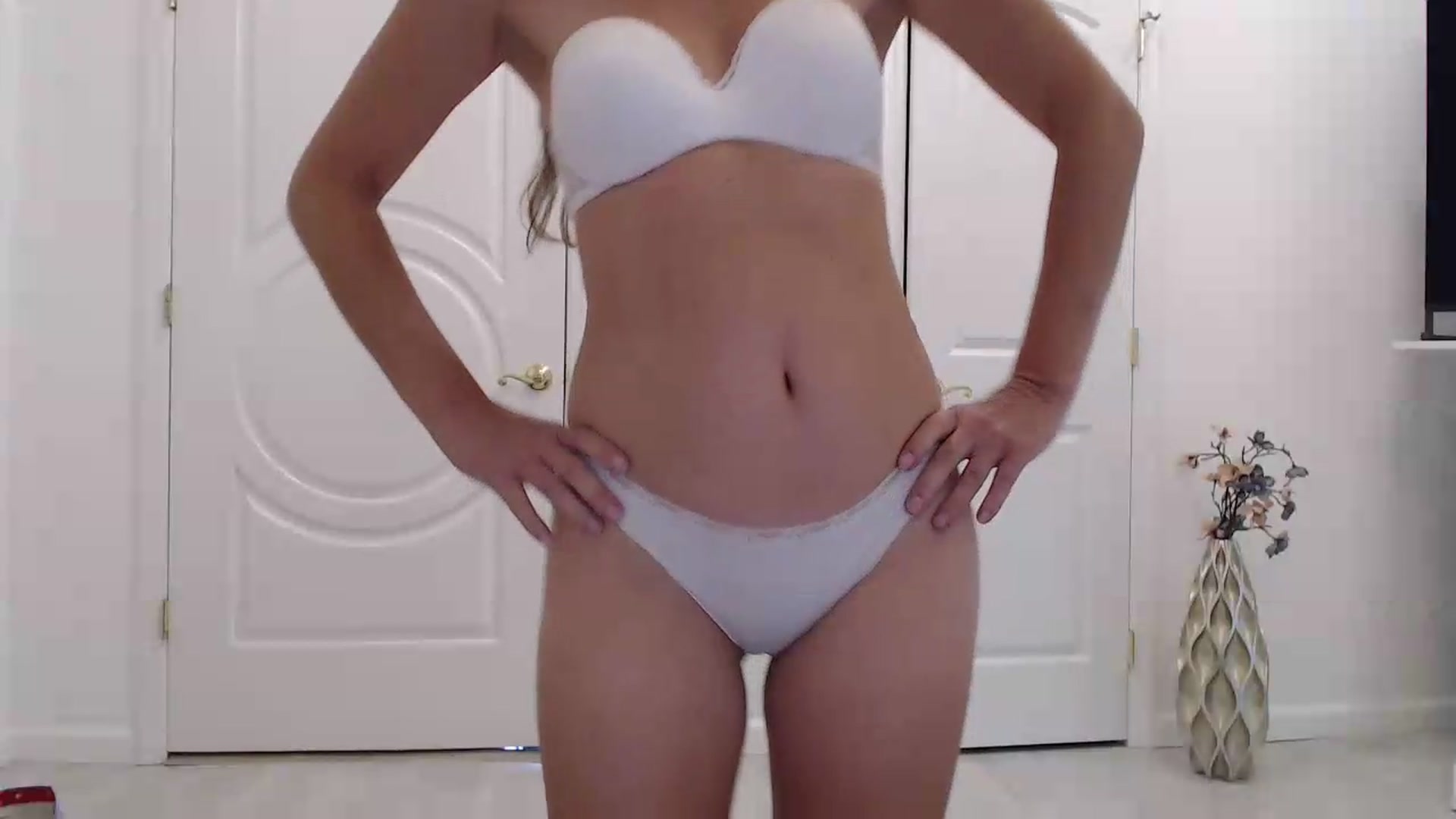 Gallery image thumbnail from Godiva6's myfreecams stream on, 05/15/2026, 22:43 image 19 of 20