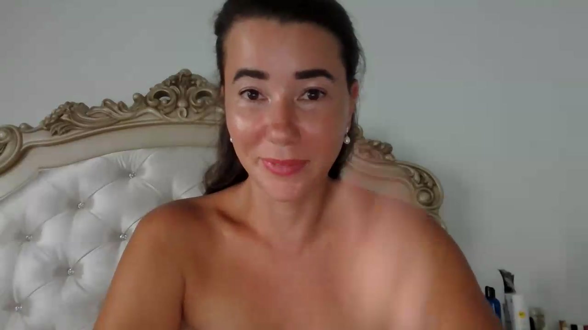 Gallery image thumbnail from Godiva6's myfreecams stream on, 08/04/2026, 22:26 image 12 of 20