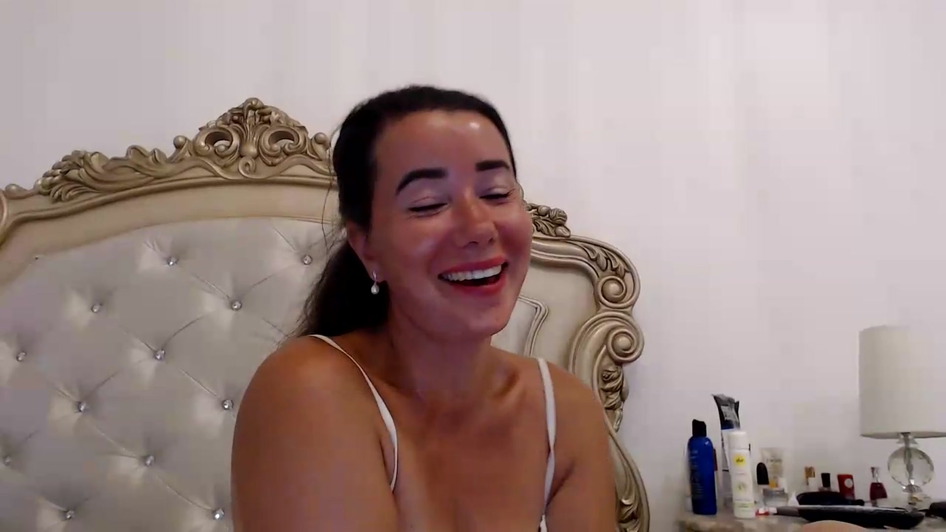 Gallery image thumbnail from Godiva6's myfreecams stream on, 08/04/2026, 23:06 image 15 of 20