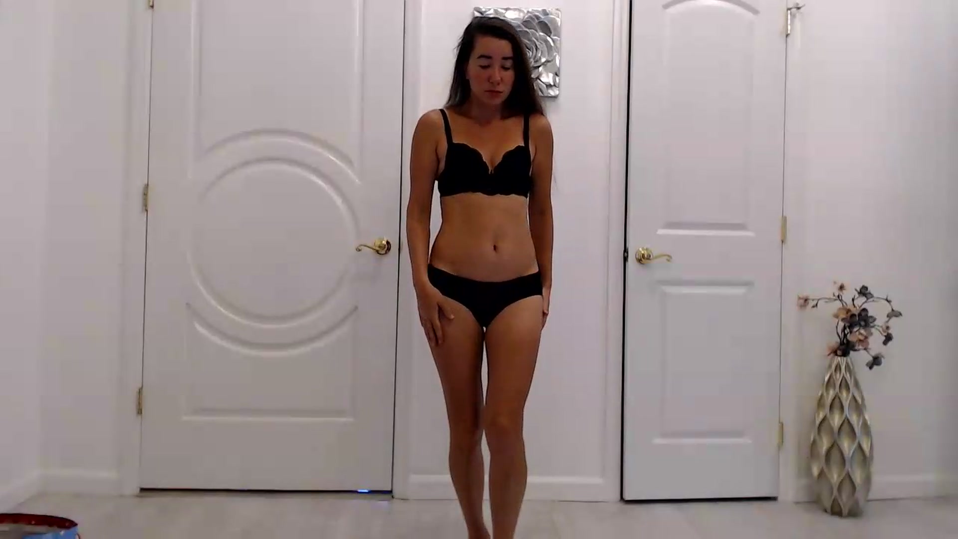 Gallery image thumbnail from Godiva6's myfreecams stream on, 08/10/2026, 23:07 image 15 of 20