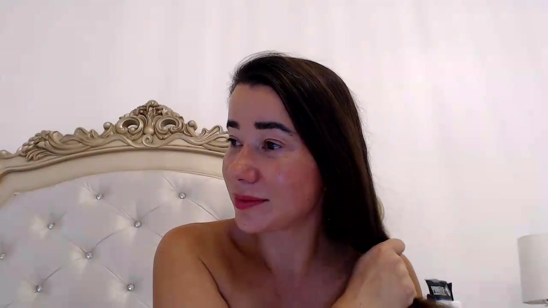 Gallery image thumbnail from Godiva6's myfreecams stream on, 08/10/2026, 23:07 image 16 of 20