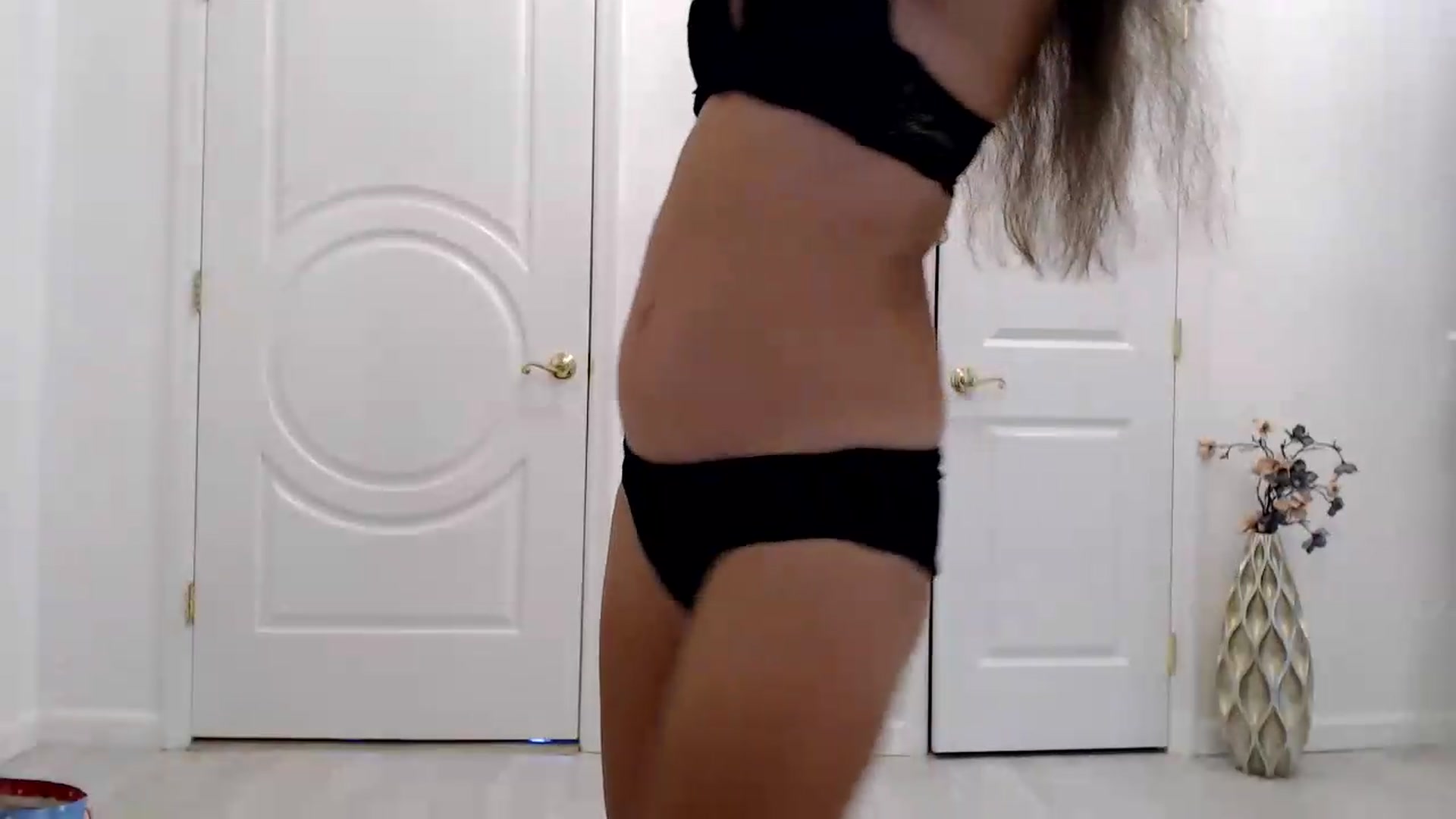 Gallery image thumbnail from Godiva6's myfreecams stream on, 08/10/2026, 23:07 image 12 of 20