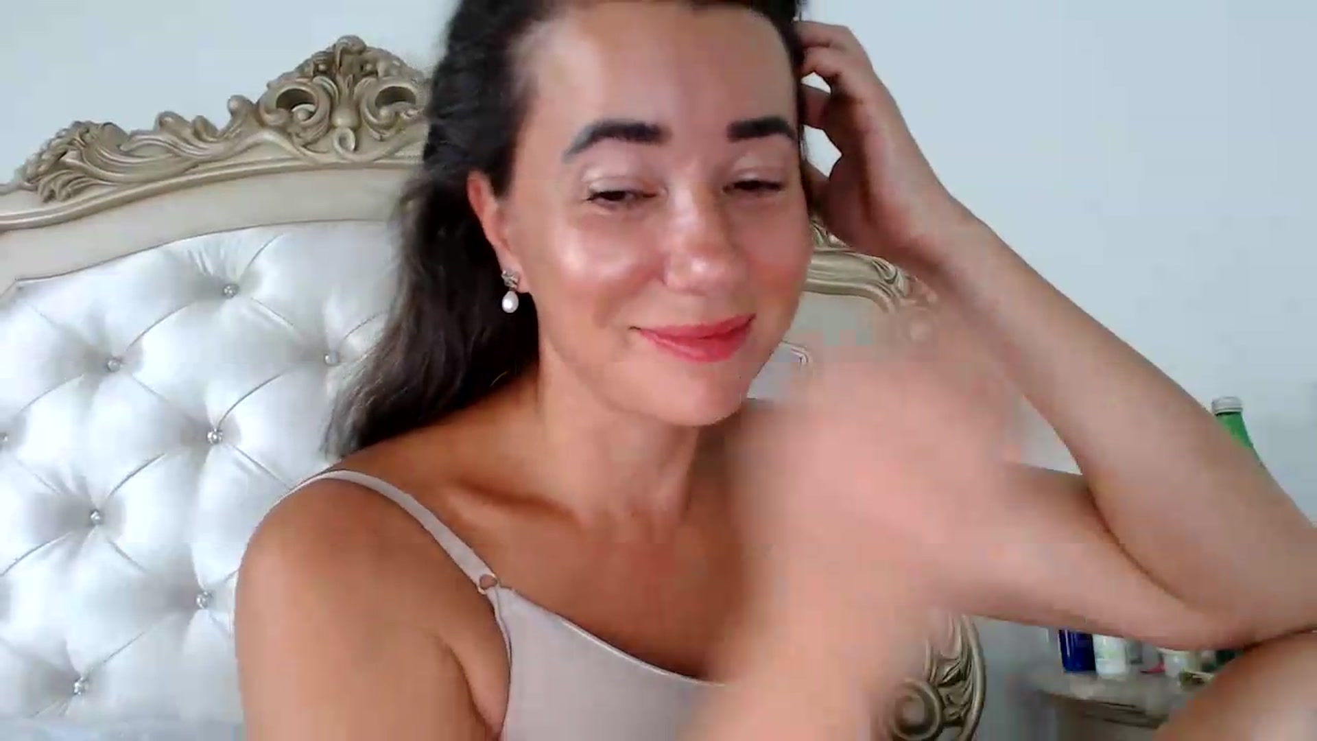 Gallery image thumbnail from Godiva6's myfreecams stream on, 08/14/2026, 22:36 image 11 of 20