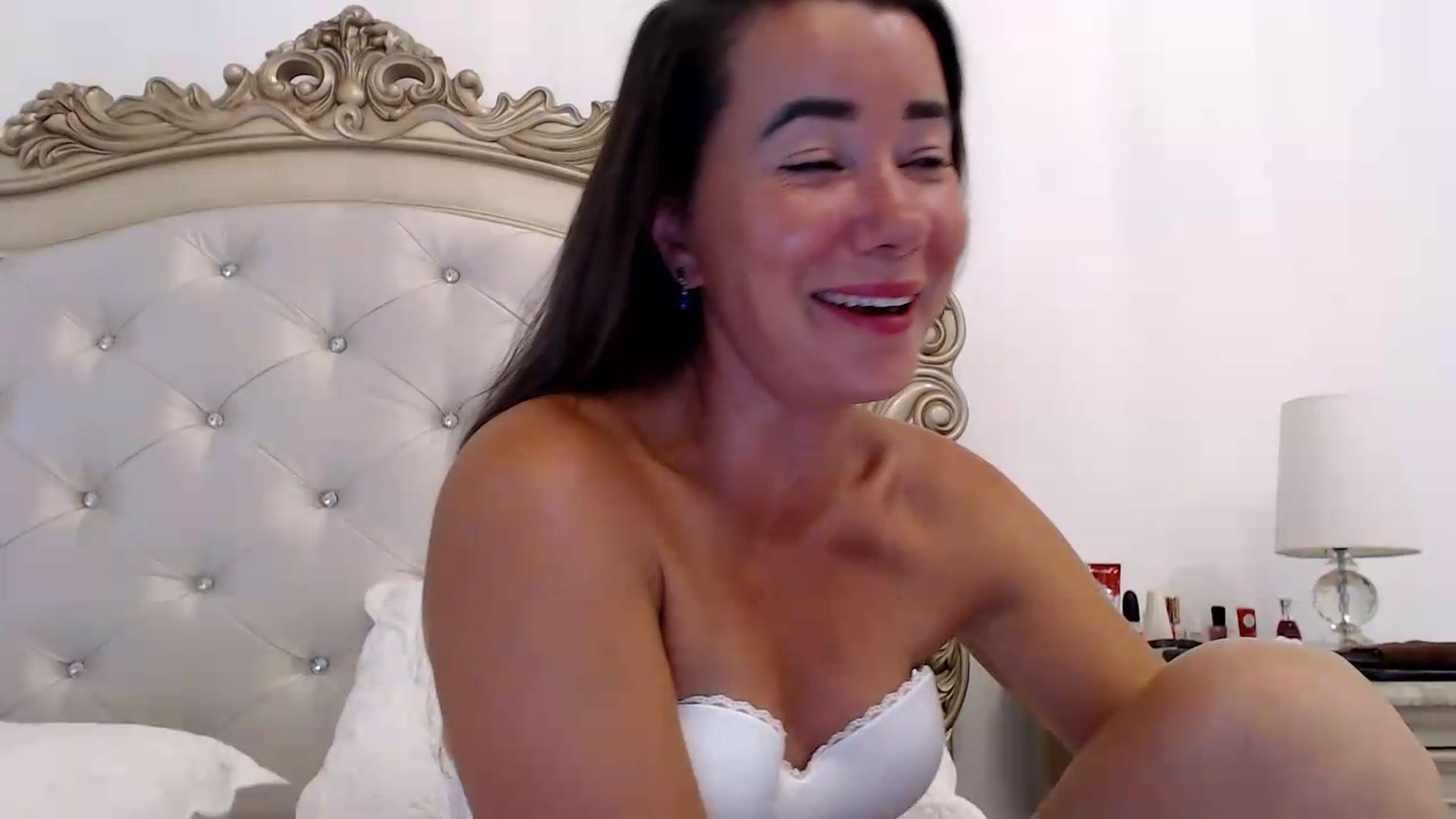 Gallery image thumbnail from Godiva6's myfreecams stream on, 08/19/2026, 23:05 image 14 of 20