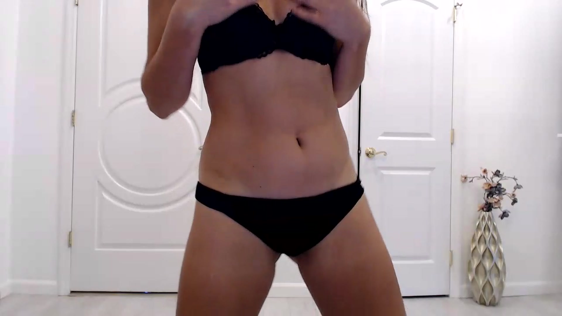 Gallery image thumbnail from Godiva6's myfreecams stream on, 08/24/2026, 23:07 image 15 of 20