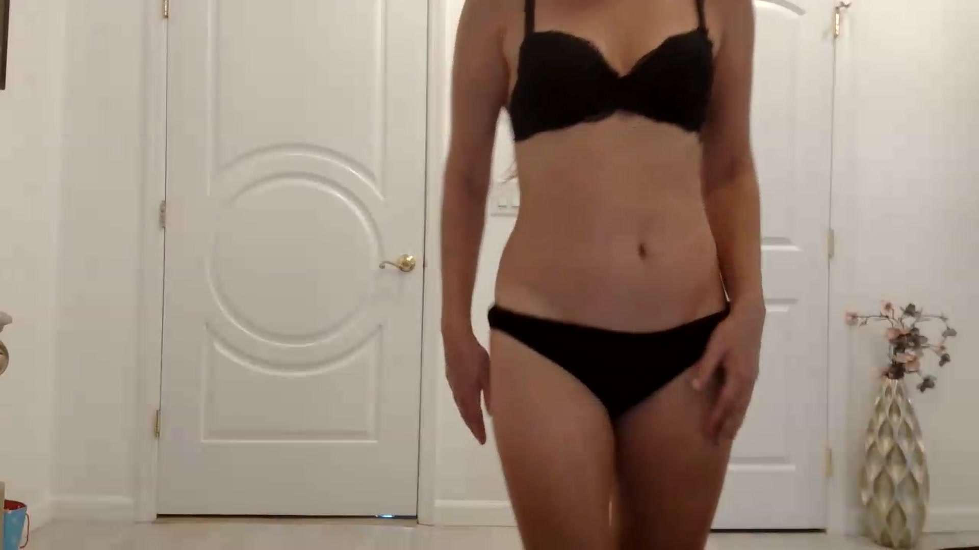 Gallery image thumbnail from Godiva6's myfreecams stream on, 08/28/2026, 23:14 image 5 of 20