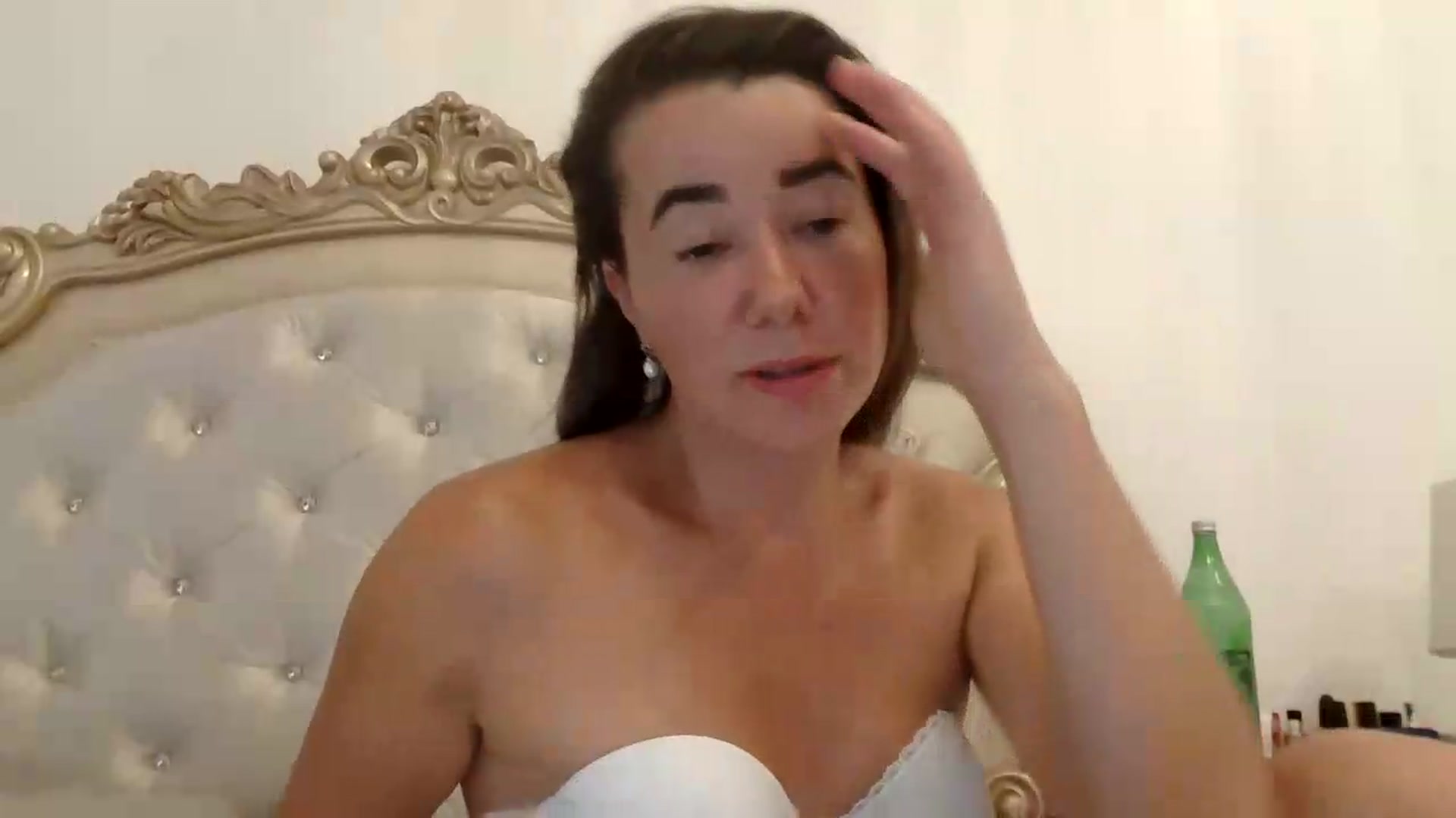 Gallery image thumbnail from Godiva6's myfreecams stream on, 09/04/2026, 23:16 image 11 of 20